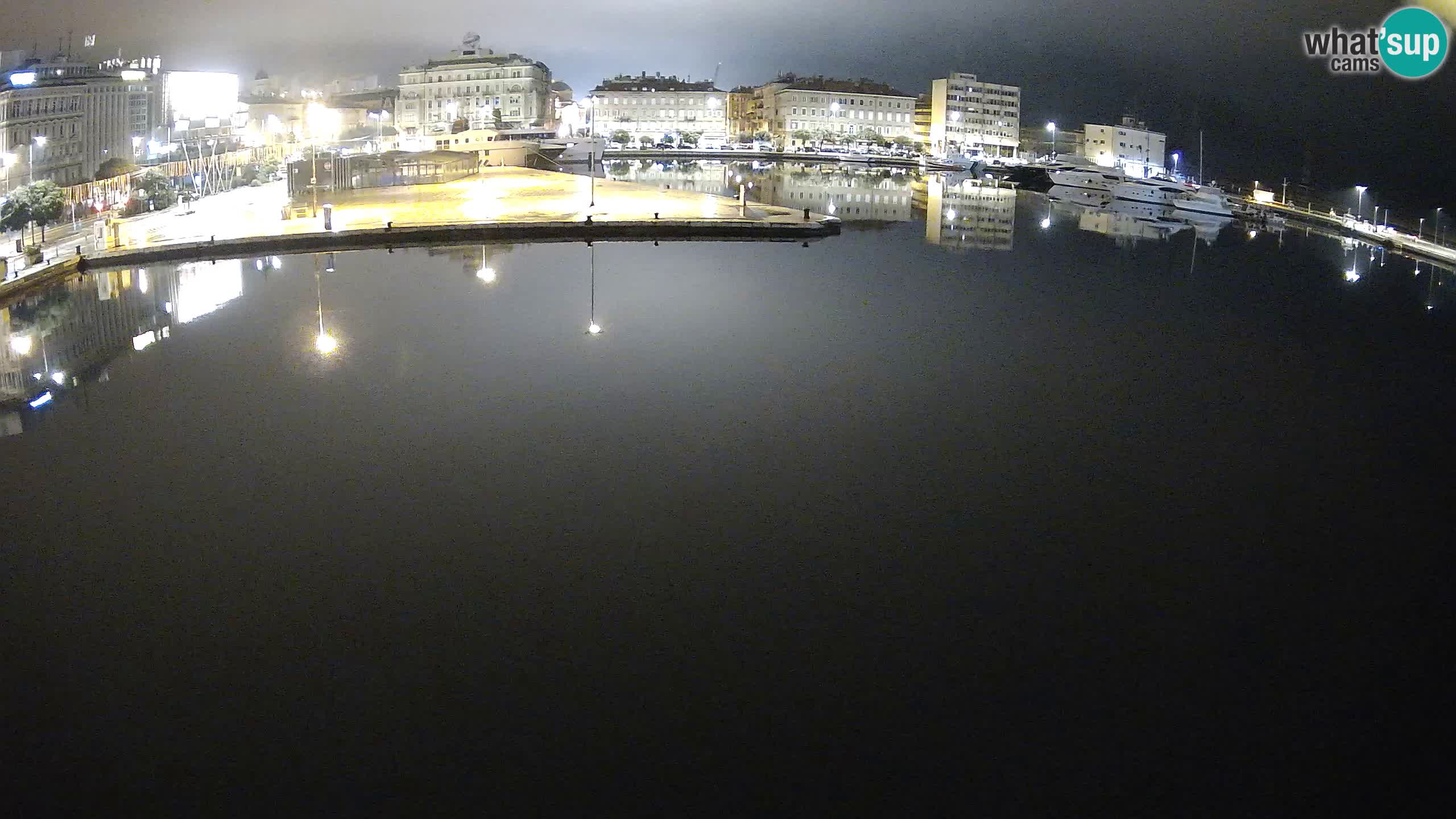 Botel Marina cámara web en vivo Rijeka