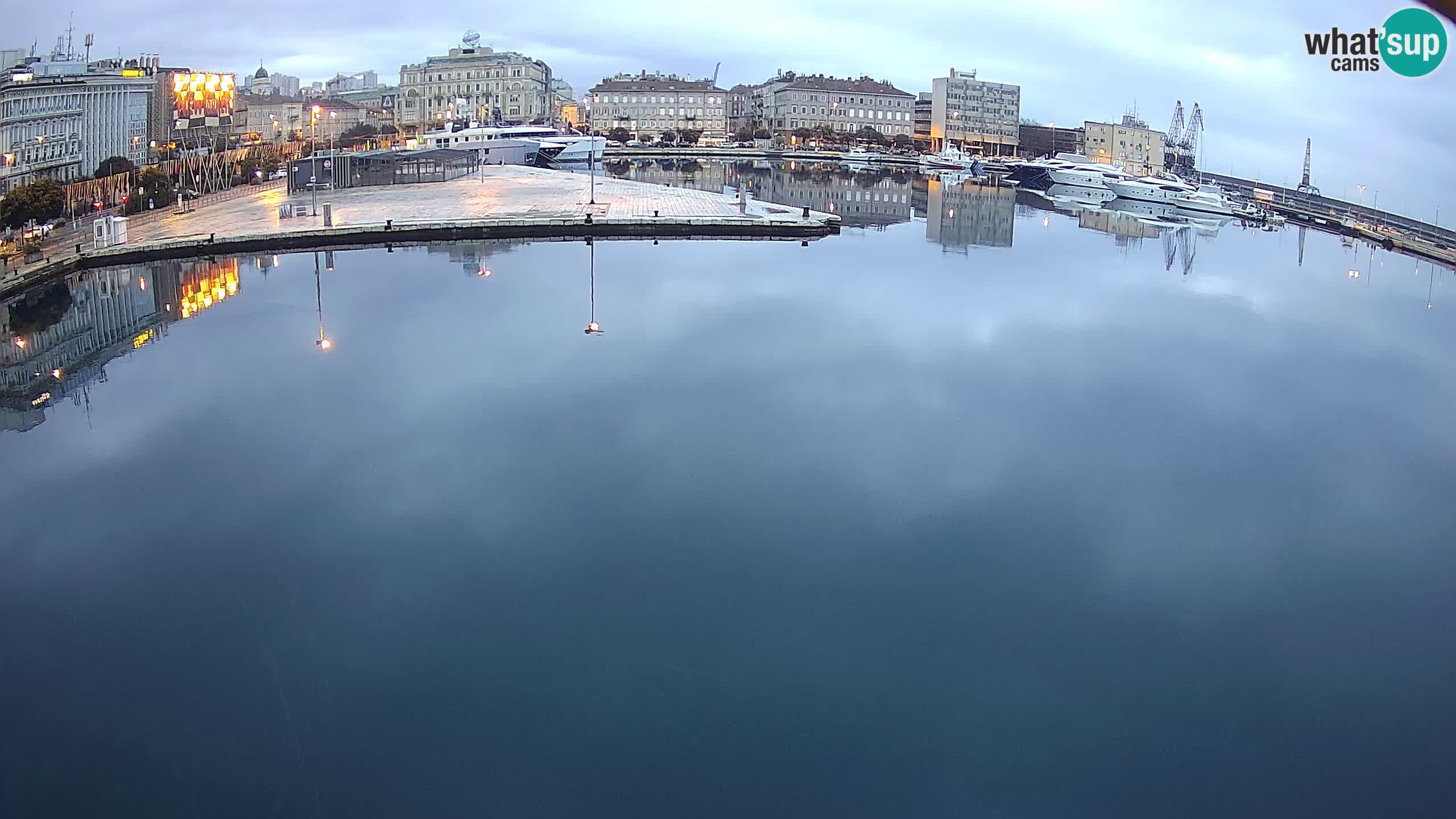 Botel Marina – Rijeka webcam