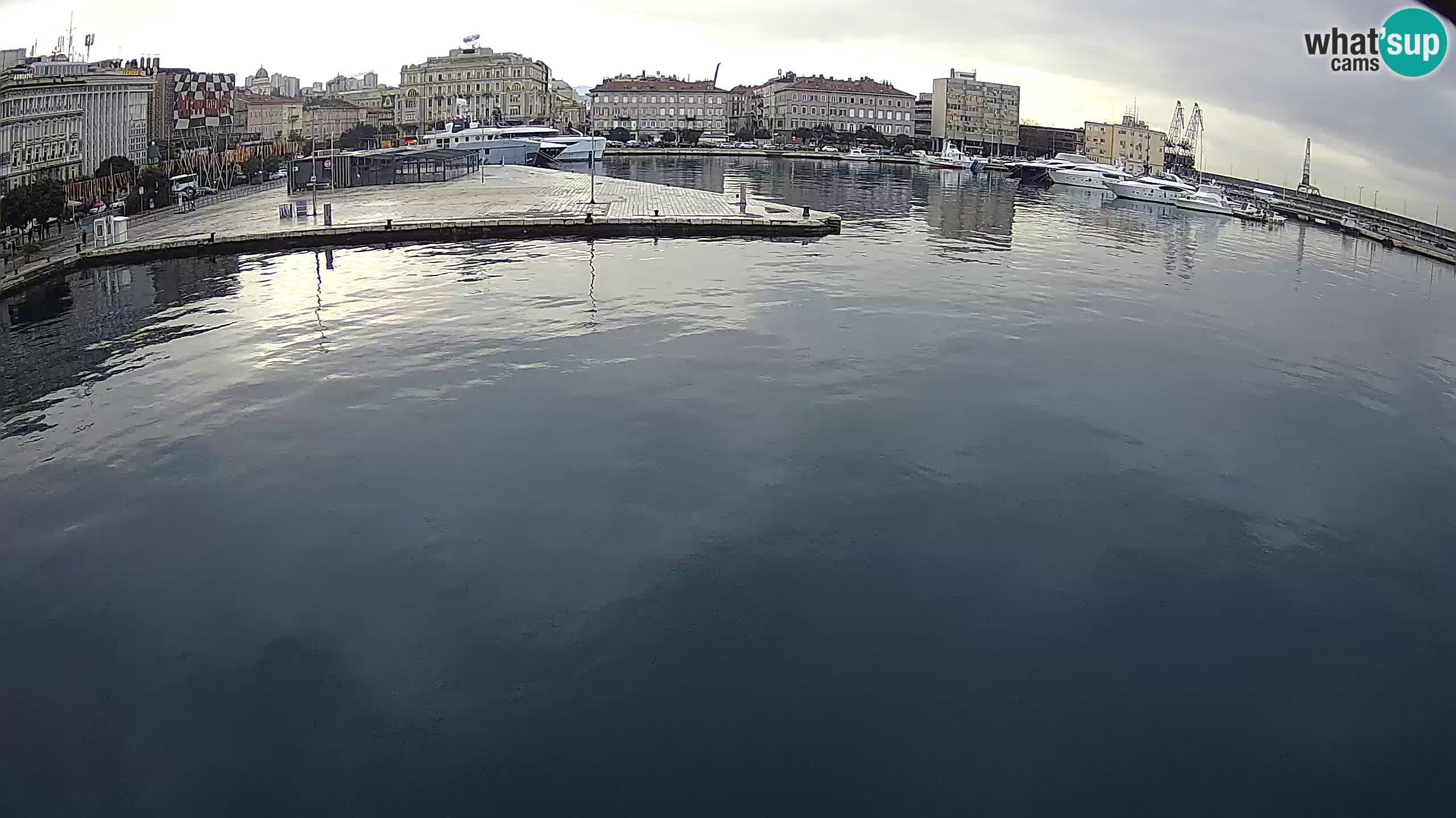 Botel Marina – Rijeka webcam