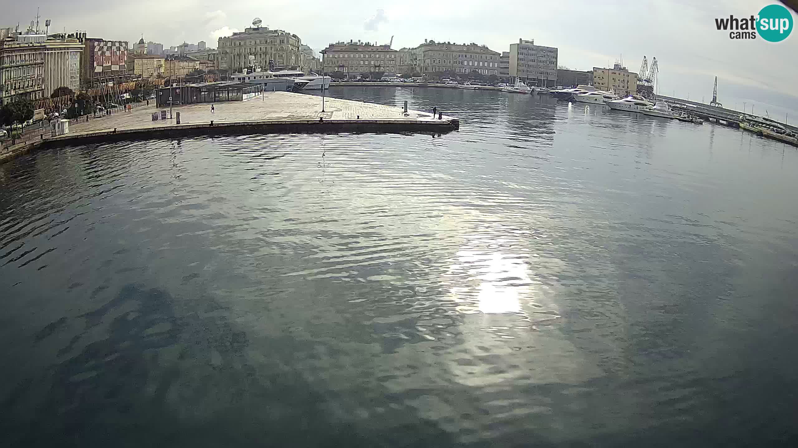 Botel Marina cámara web en vivo Rijeka