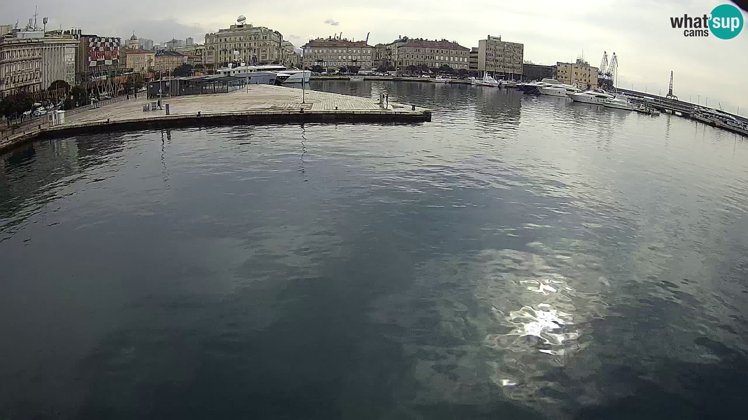 Botel Marina cámara web en vivo Rijeka