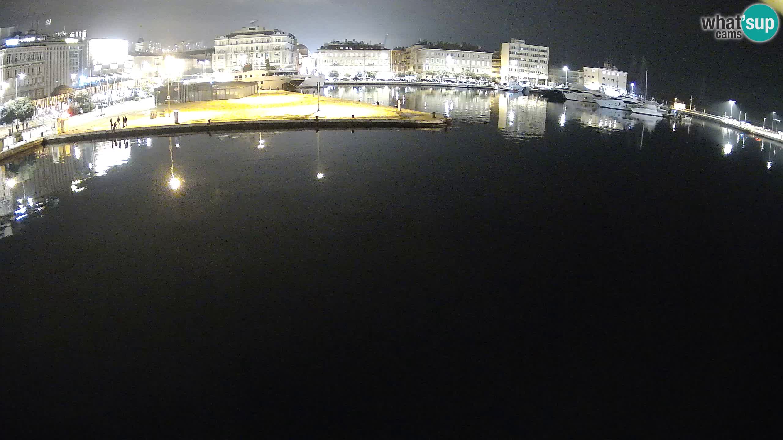 Botel Marina cámara web en vivo Rijeka