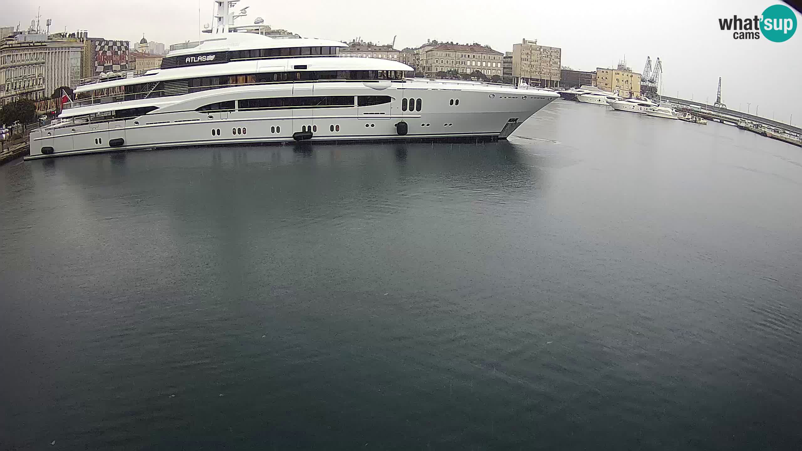 Botel Marina cámara web en vivo Rijeka