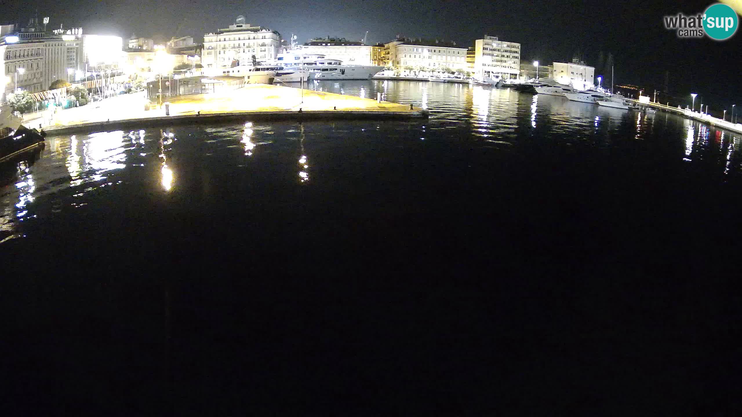 Botel Marina cámara web en vivo Rijeka