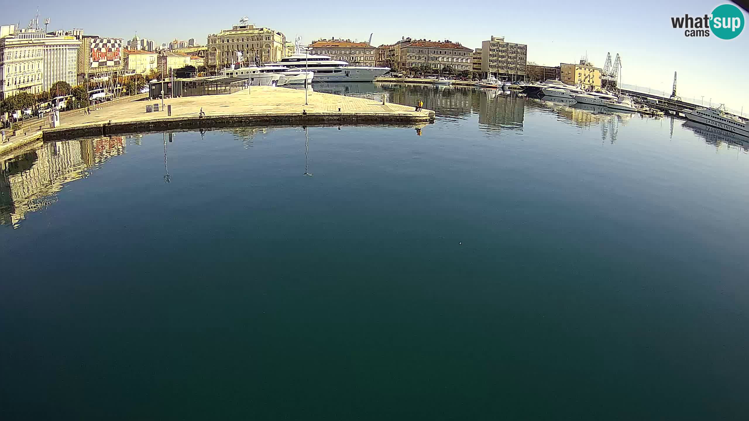 Reka – Botel Marina spletna kamera