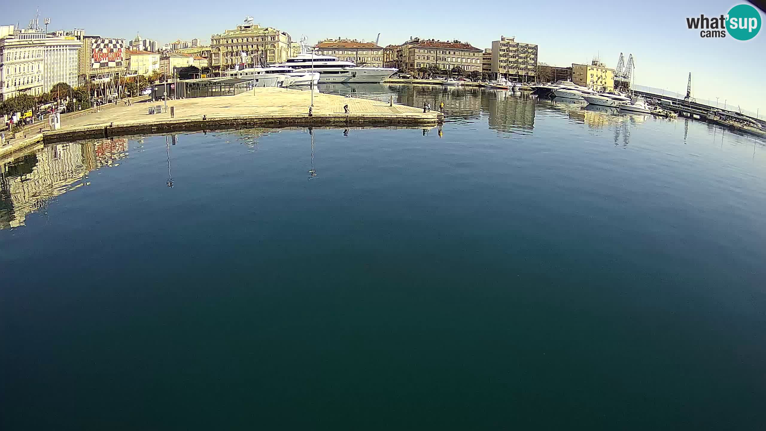 Botel Marina – Rijeka webcam