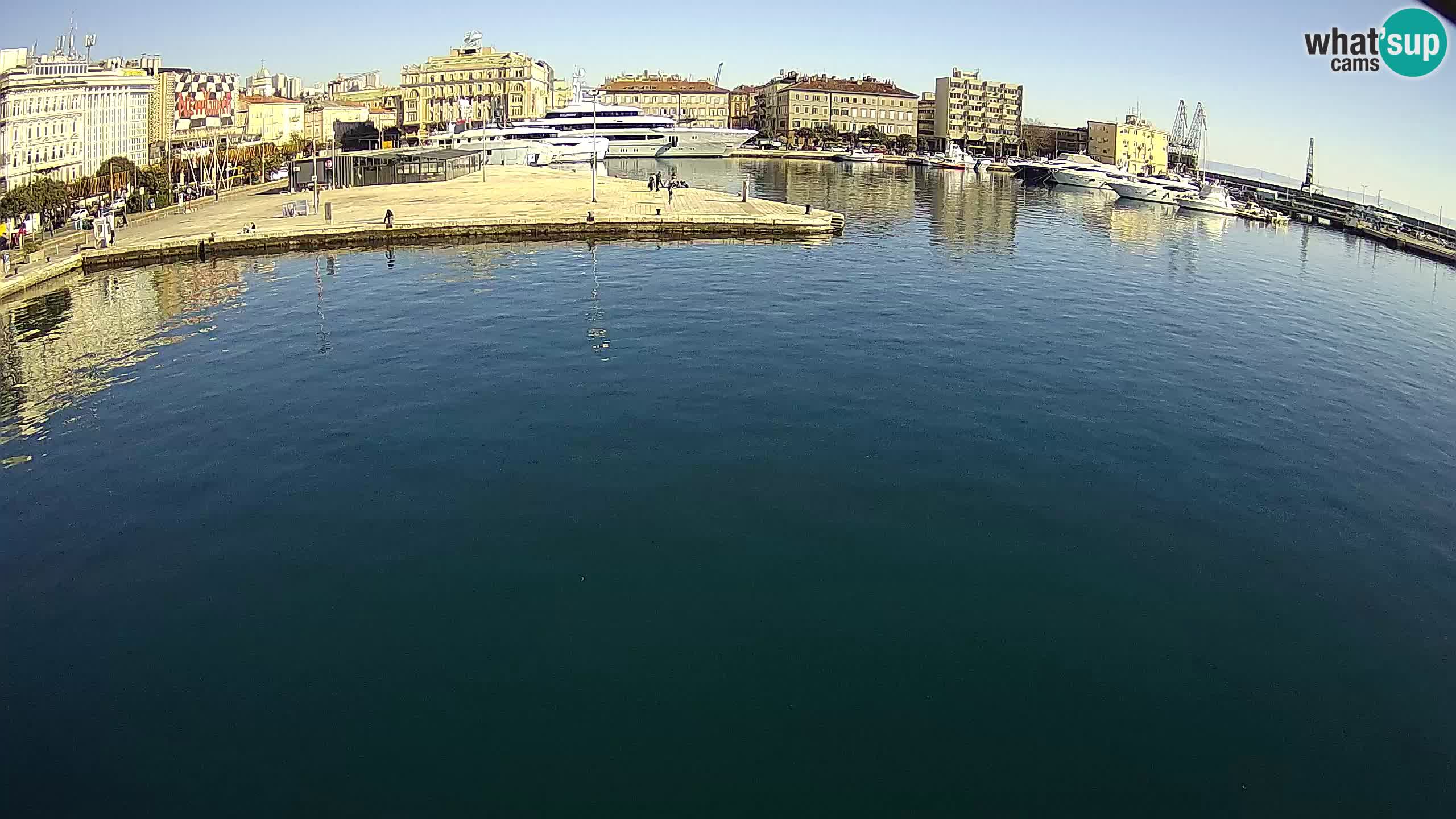 Botel Marina cámara web en vivo Rijeka