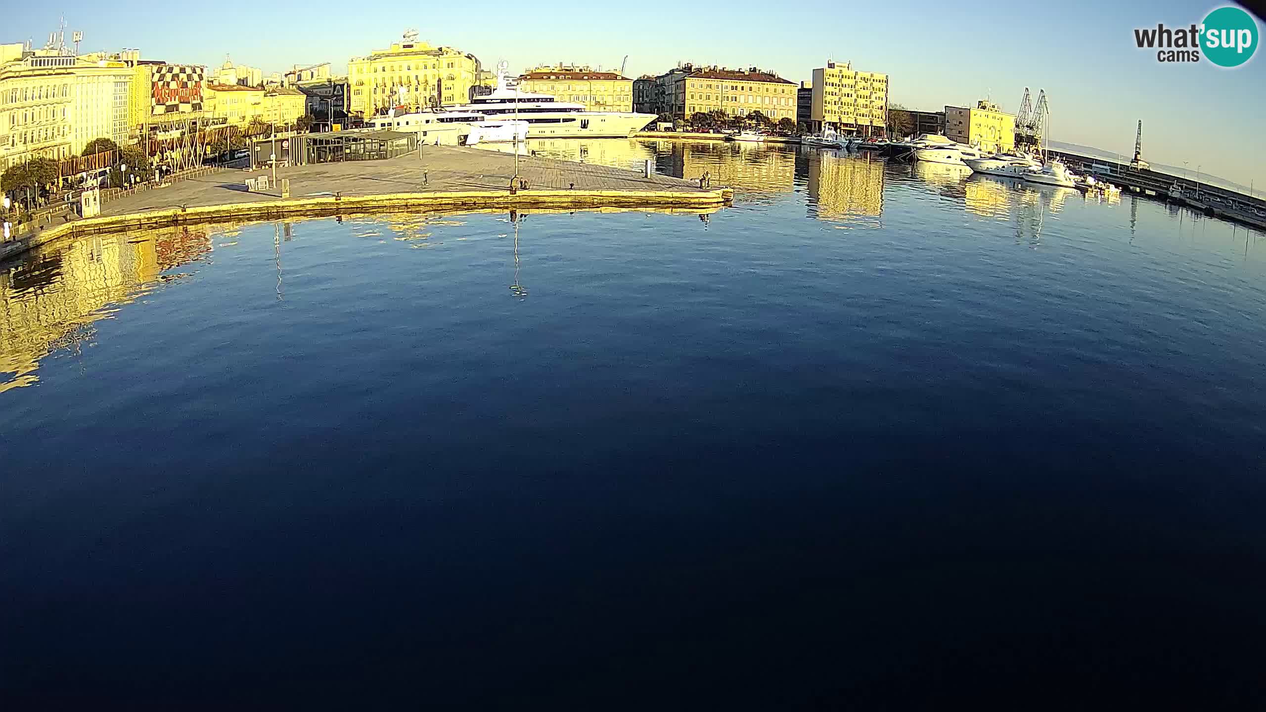 Rijeka – Botel Marina webcam en direct