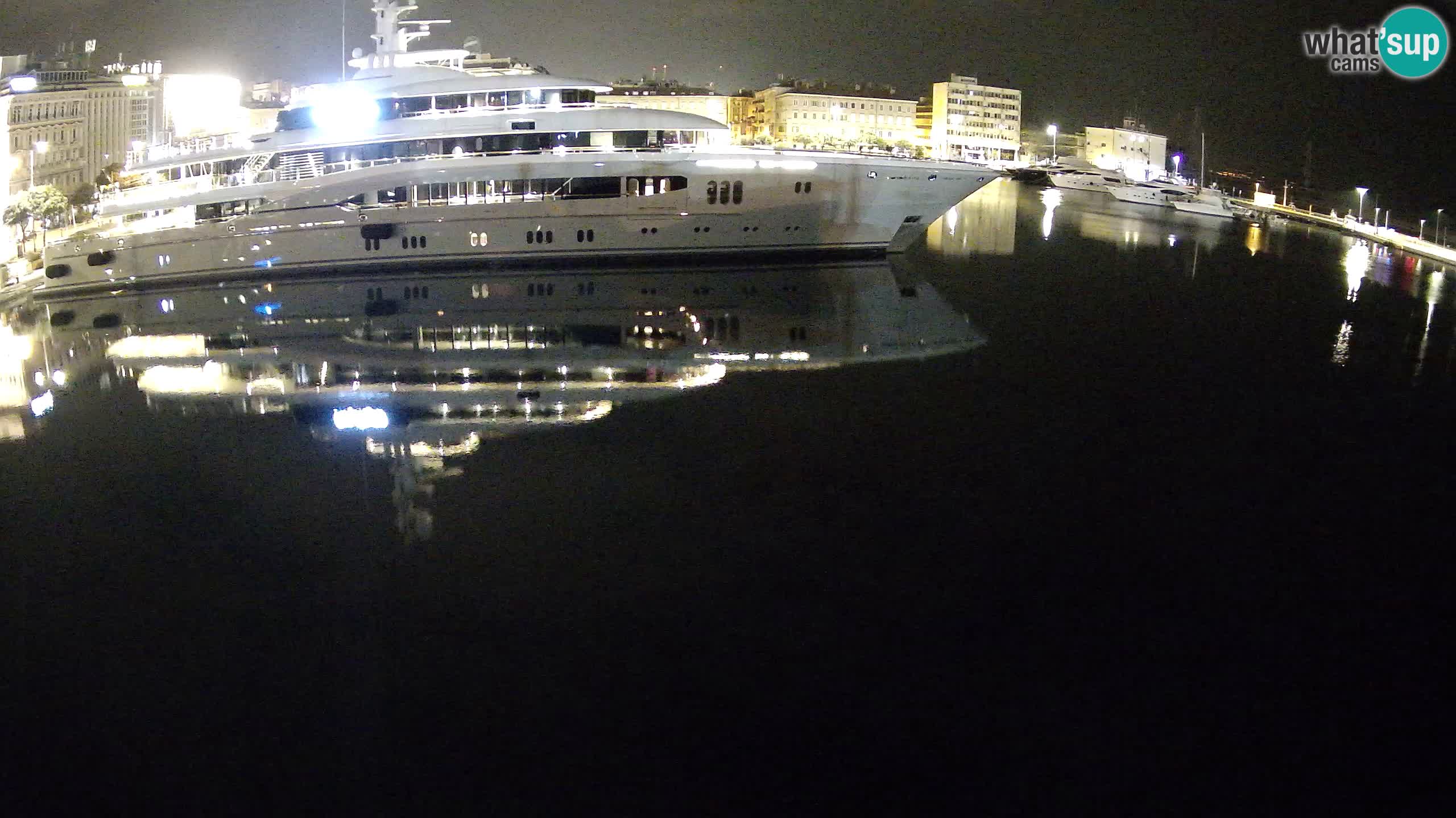 Botel Marina cámara web en vivo Rijeka