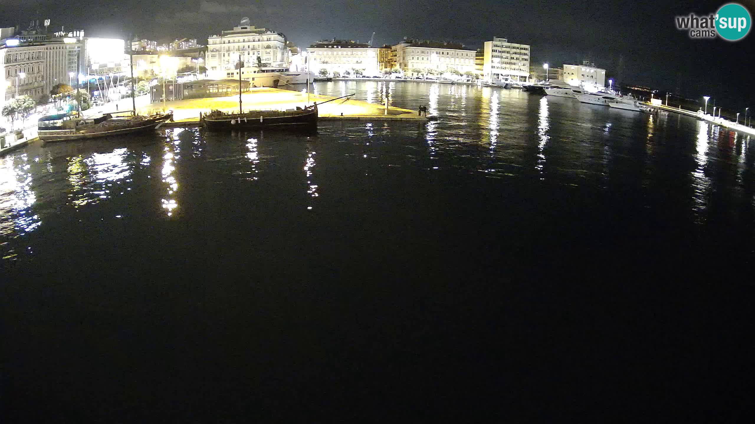 Botel Marina – Rijeka live cam