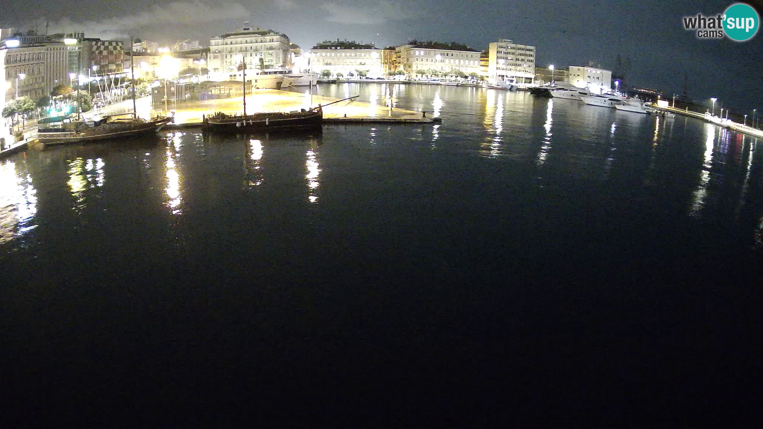 Botel Marina – Rijeka webcam