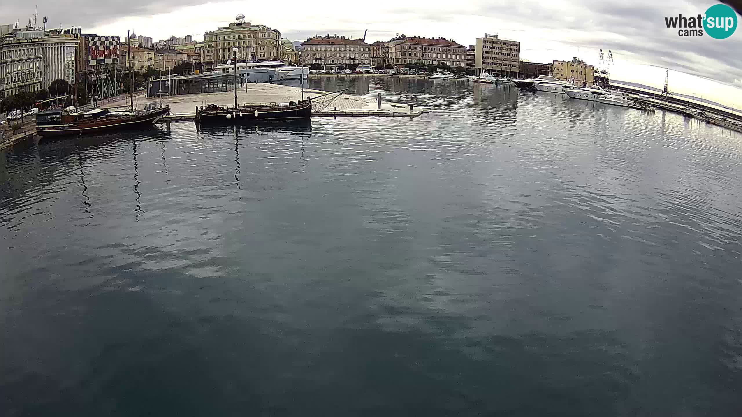 Botel Marina – Fiume live webcam