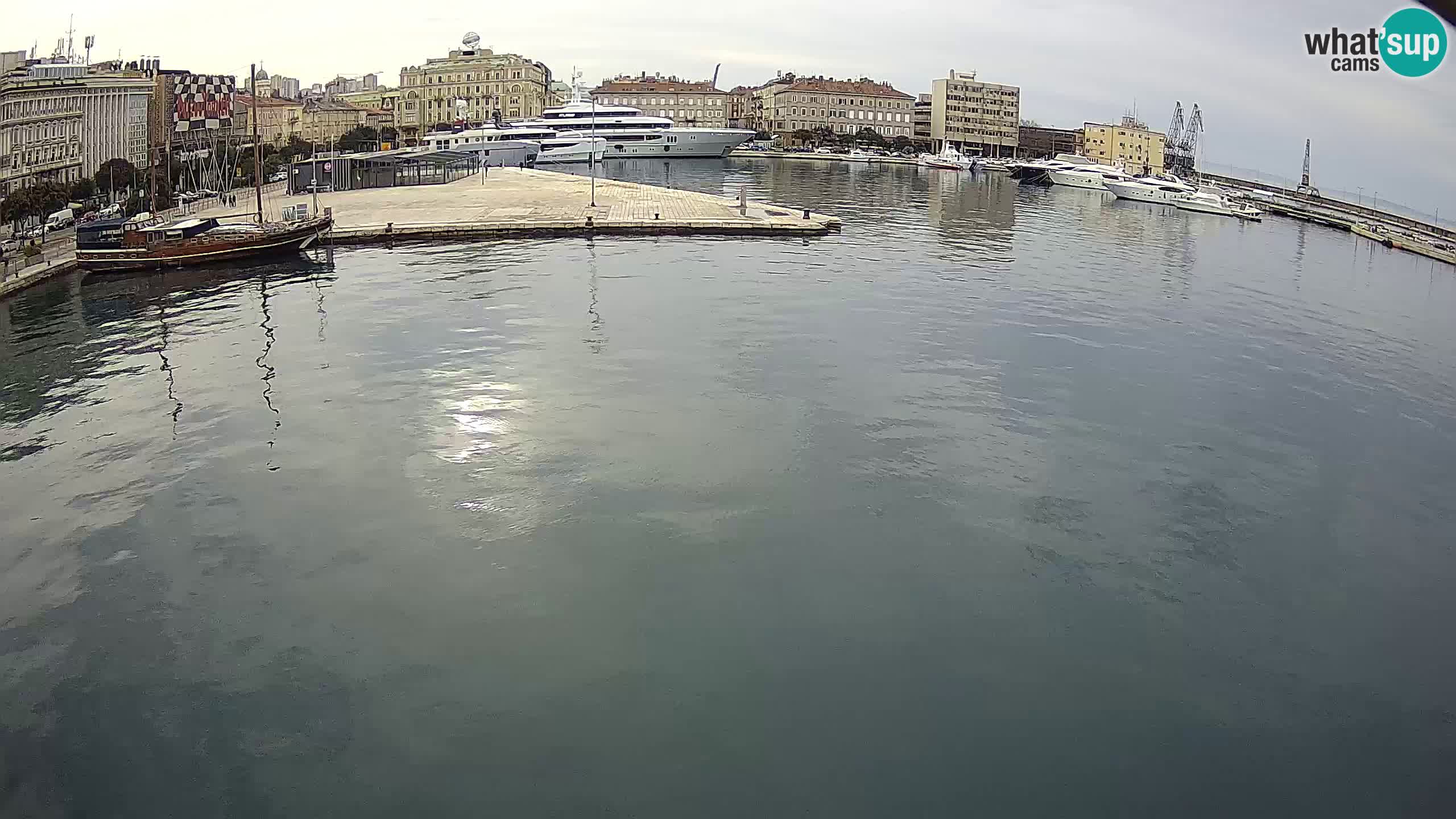 Rijeka – Botel Marina webcam en direct