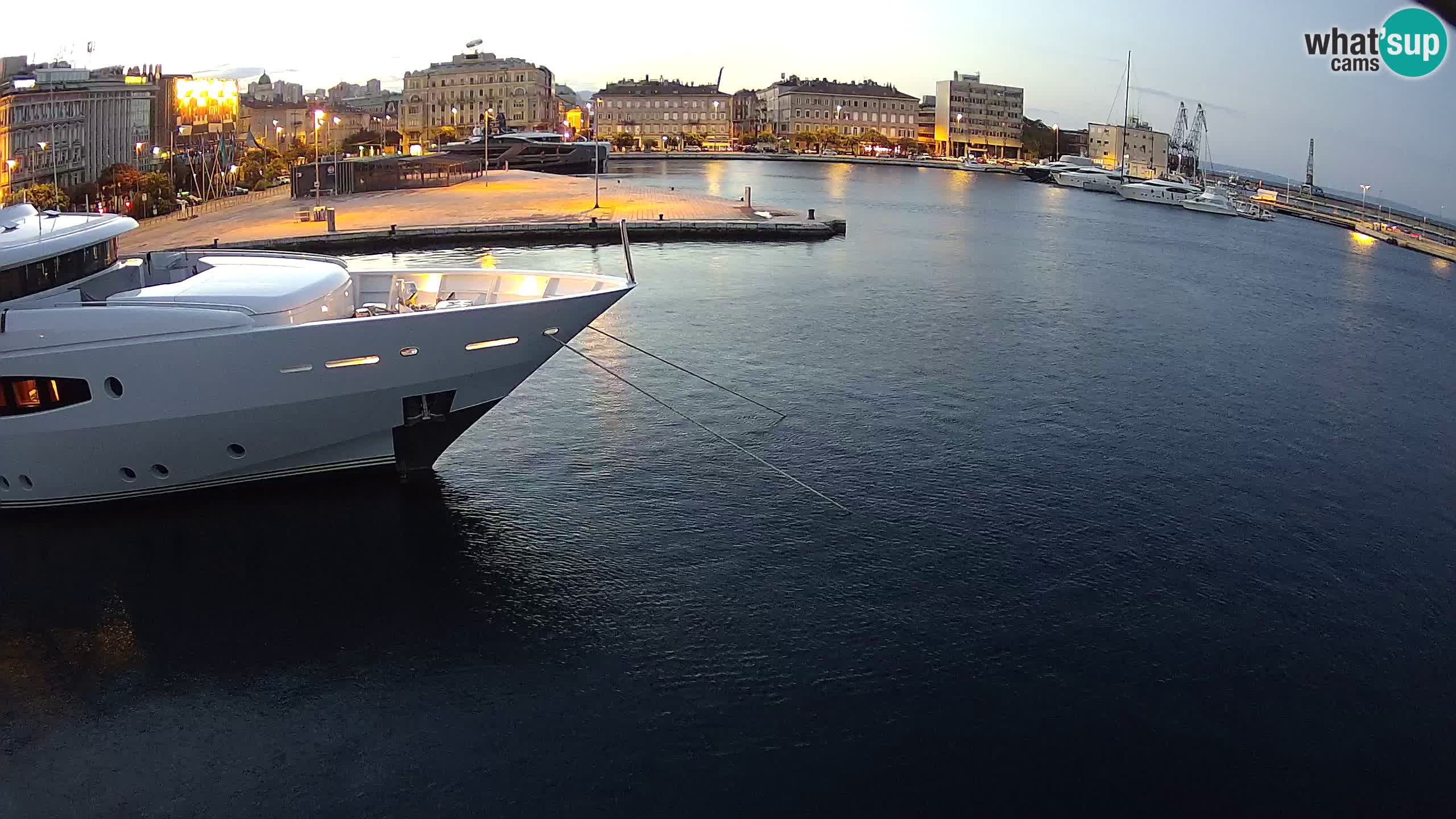 Botel Marina – Rijeka webcam