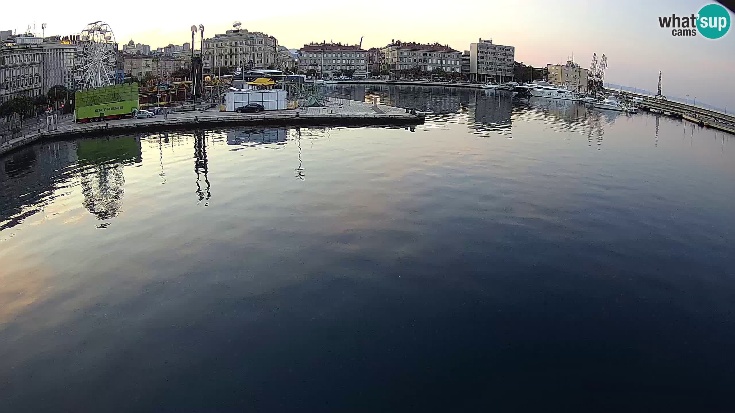 Reka – Botel Marina spletna kamera
