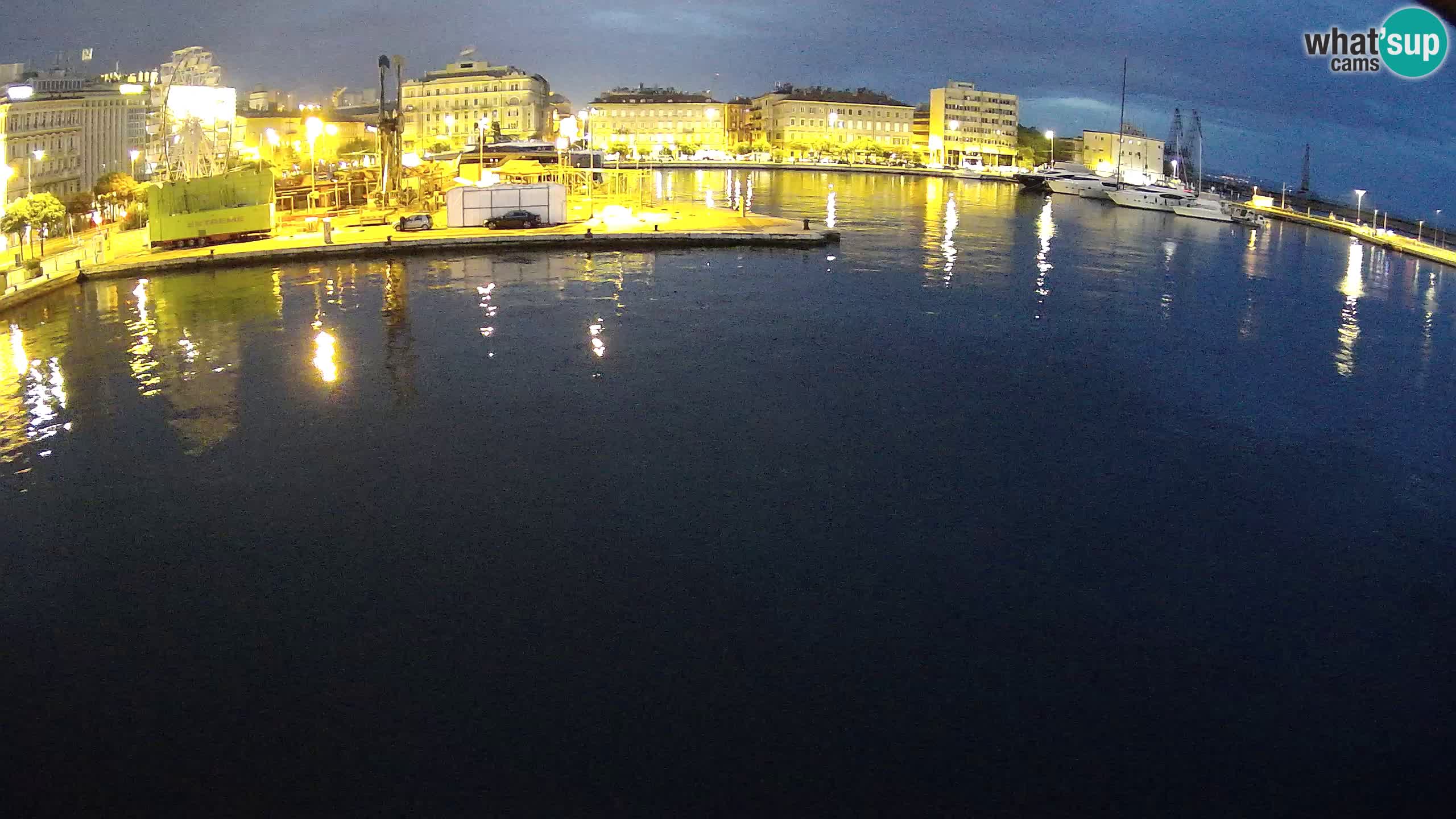 Reka – Botel Marina spletna kamera