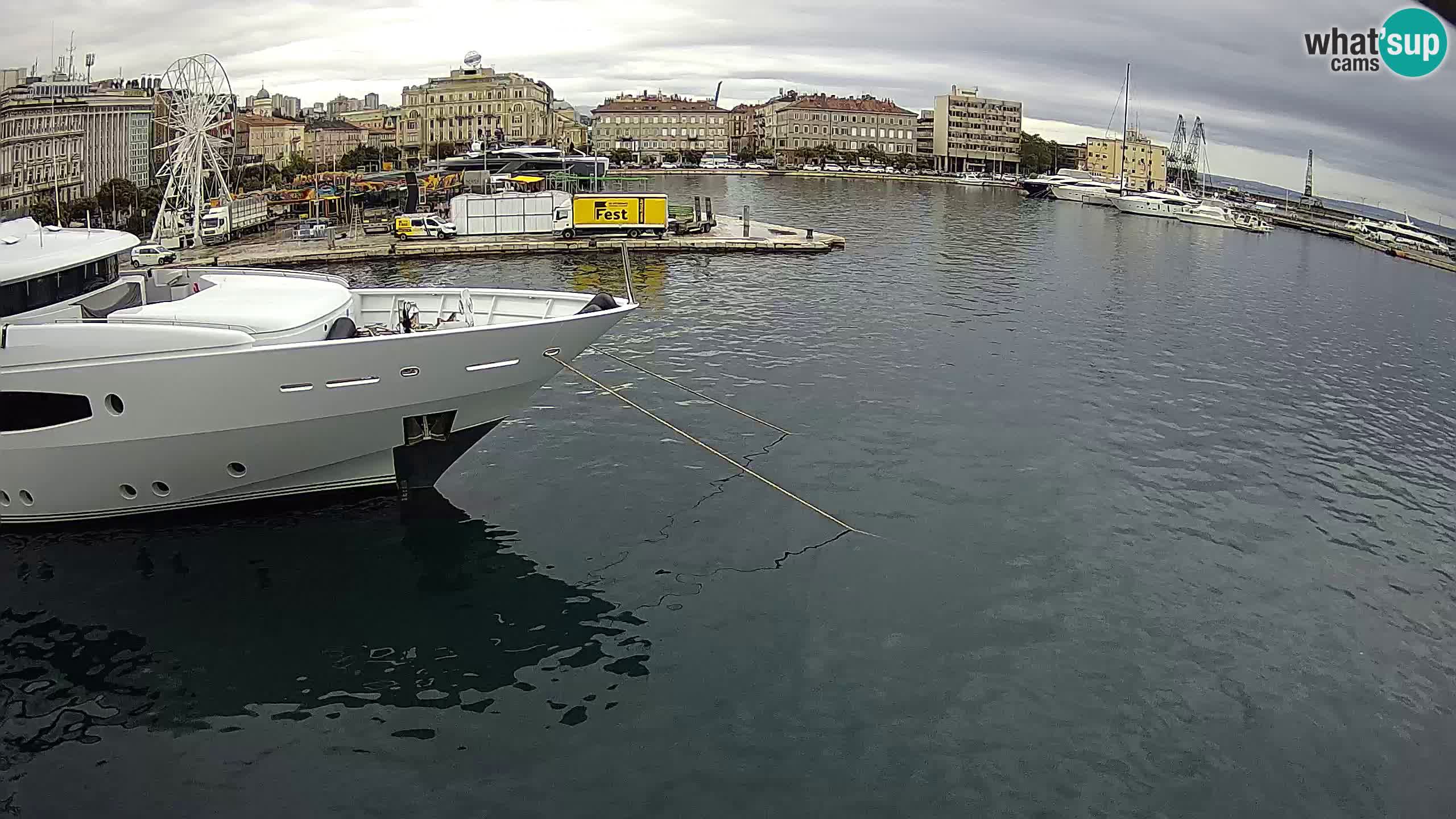 Reka – Botel Marina spletna kamera