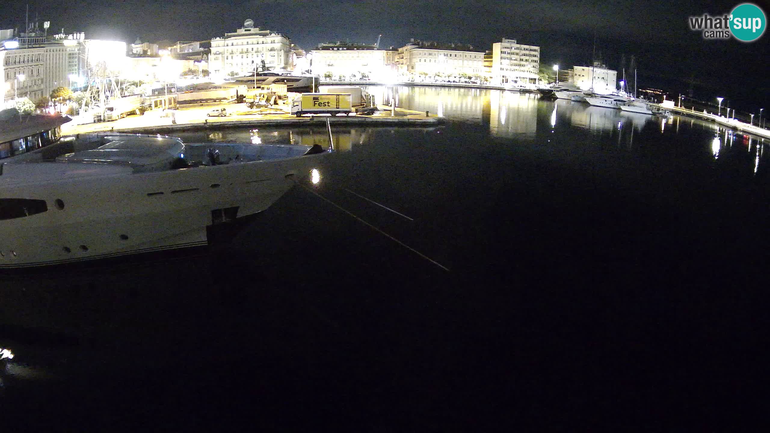 Botel Marina cámara web en vivo Rijeka