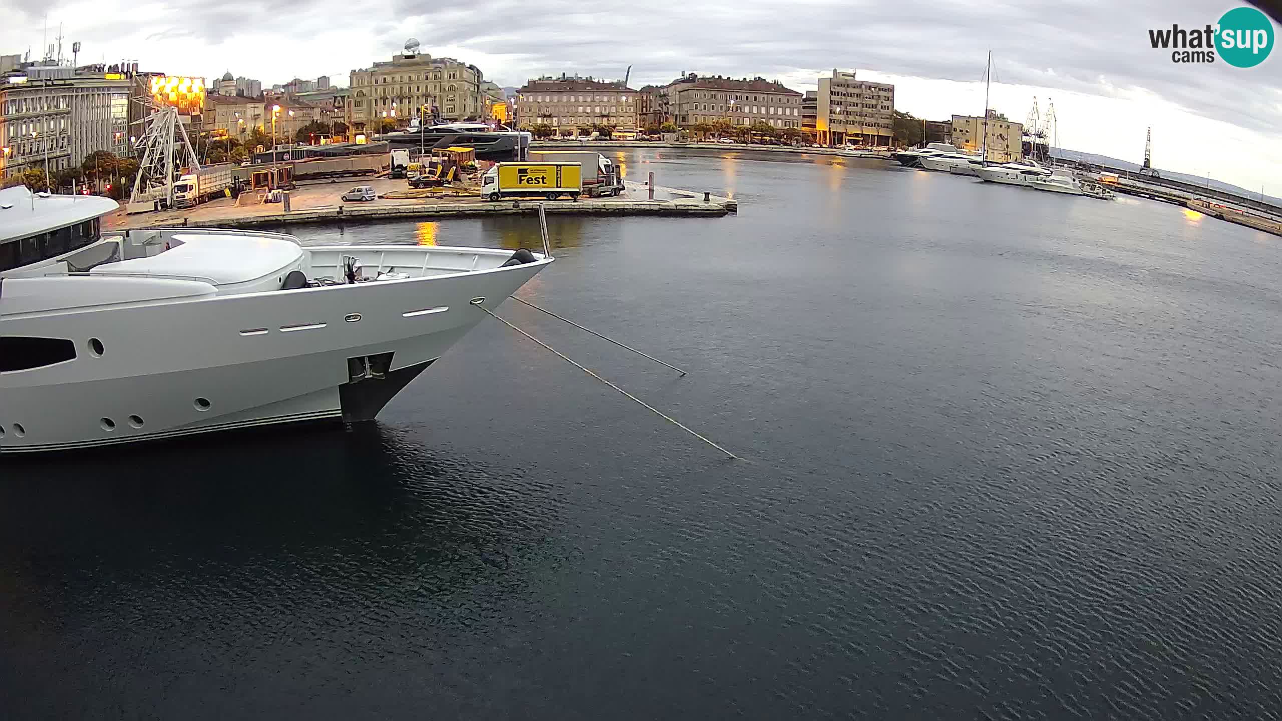 Botel Marina – Rijeka webcam