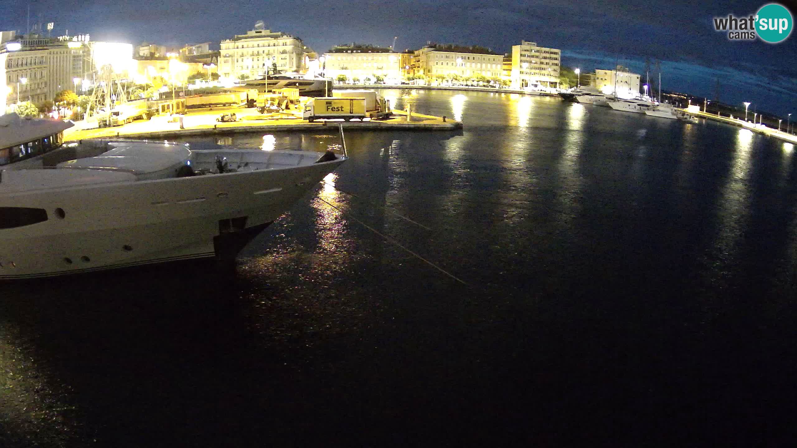Botel Marina cámara web en vivo Rijeka