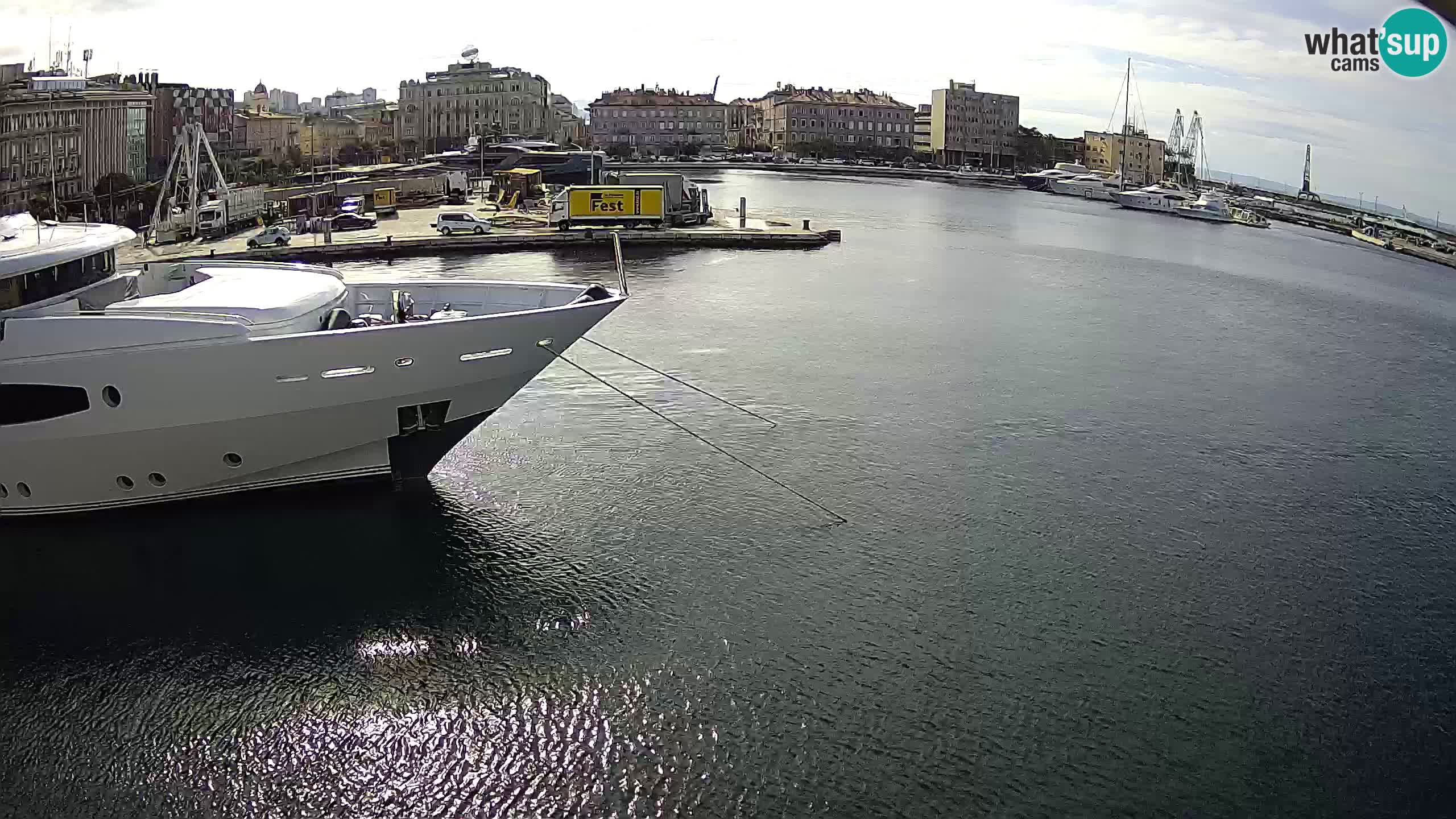 Botel Marina cámara web en vivo Rijeka