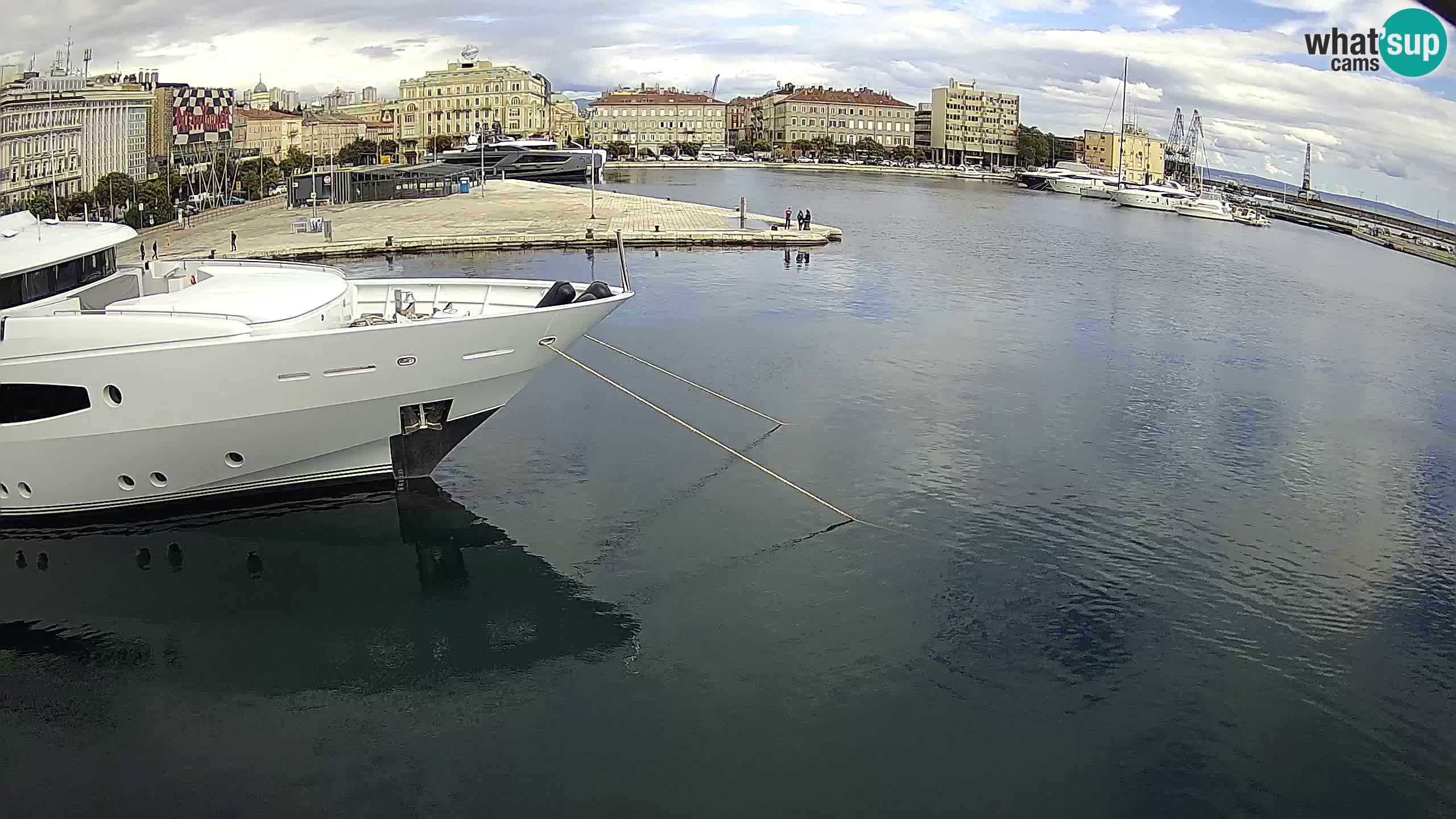 Botel Marina – Rijeka live cam