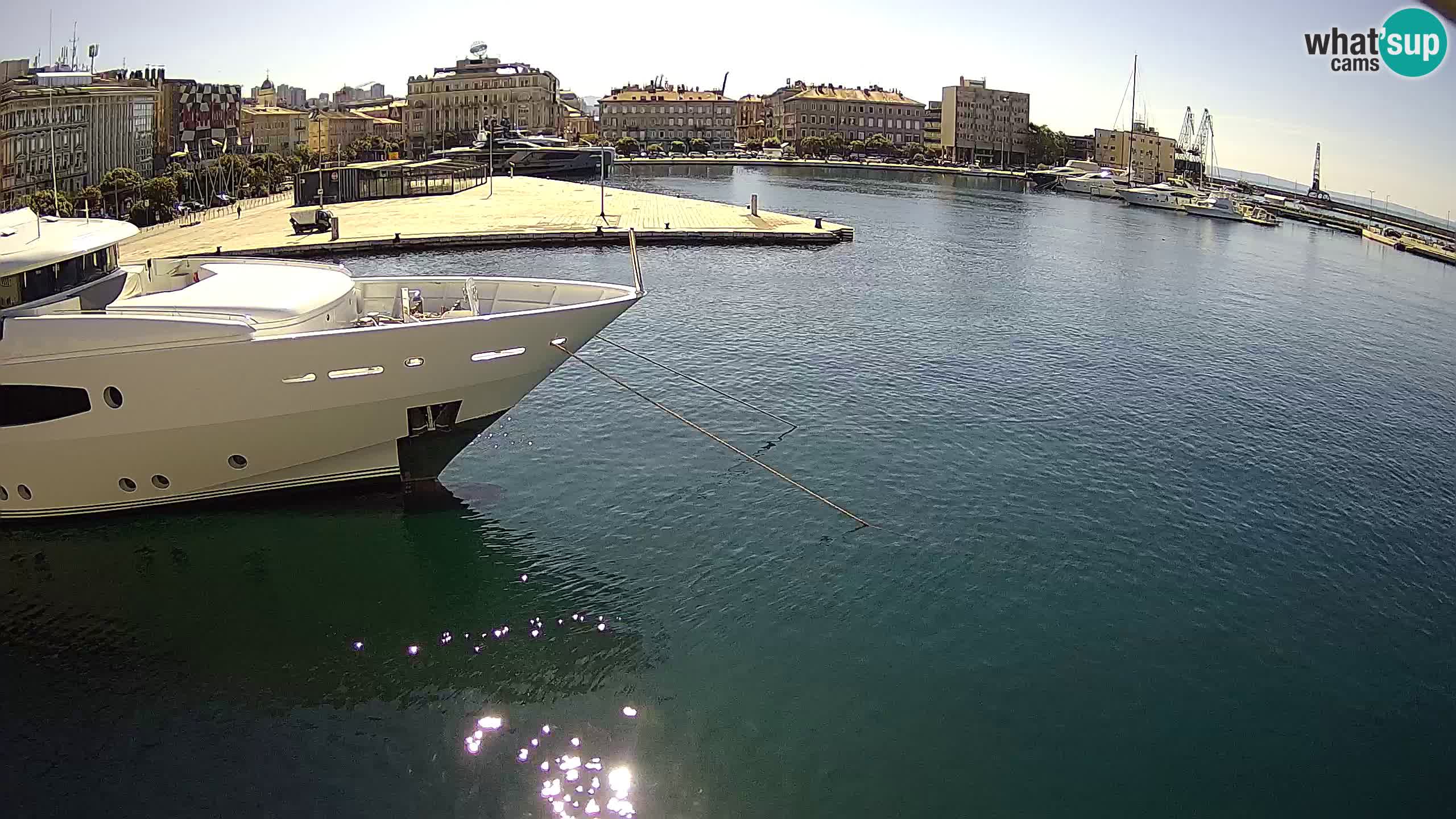 Botel Marina – Rijeka live cam