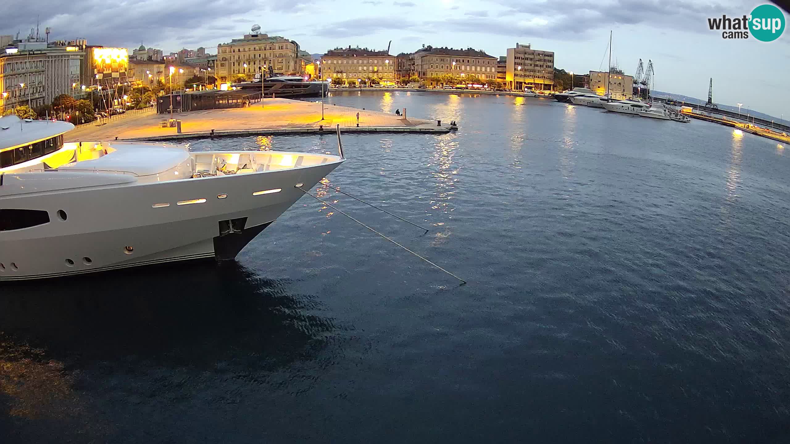 Botel Marina – Rijeka webcam