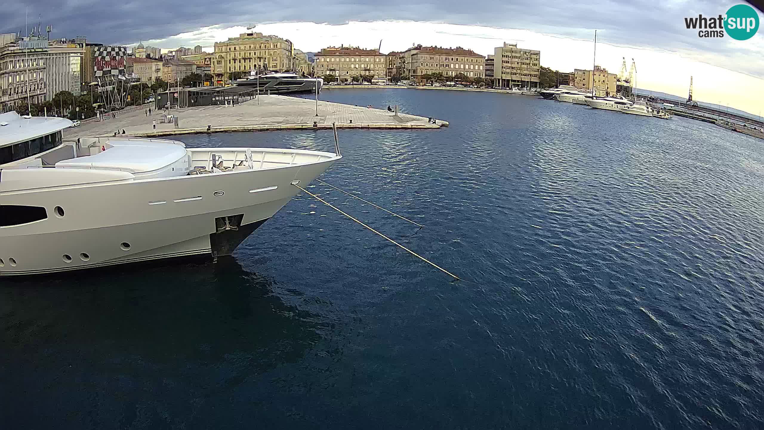 Rijeka – Botel Marina webcam en direct