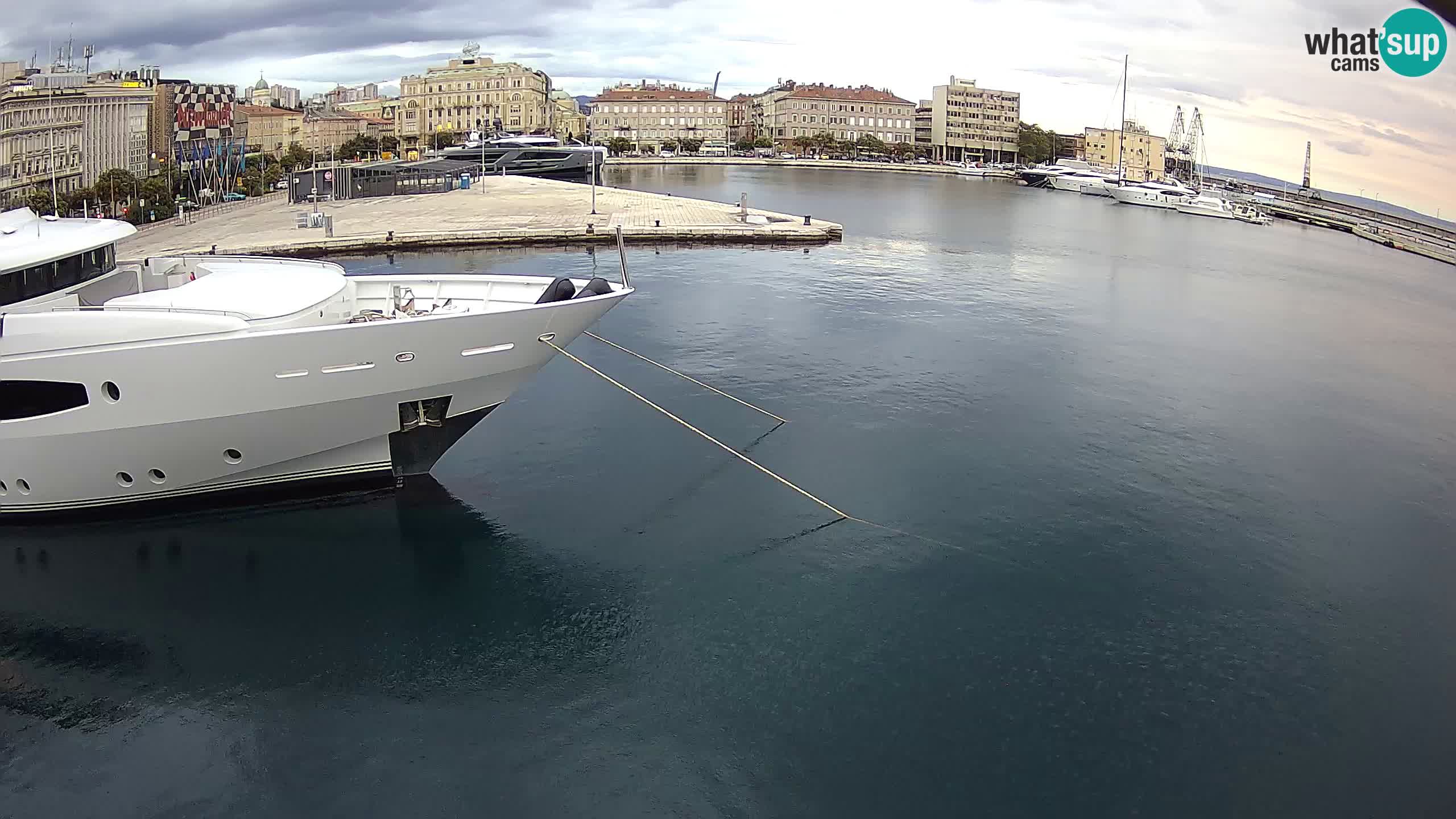 Botel Marina – Rijeka live cam
