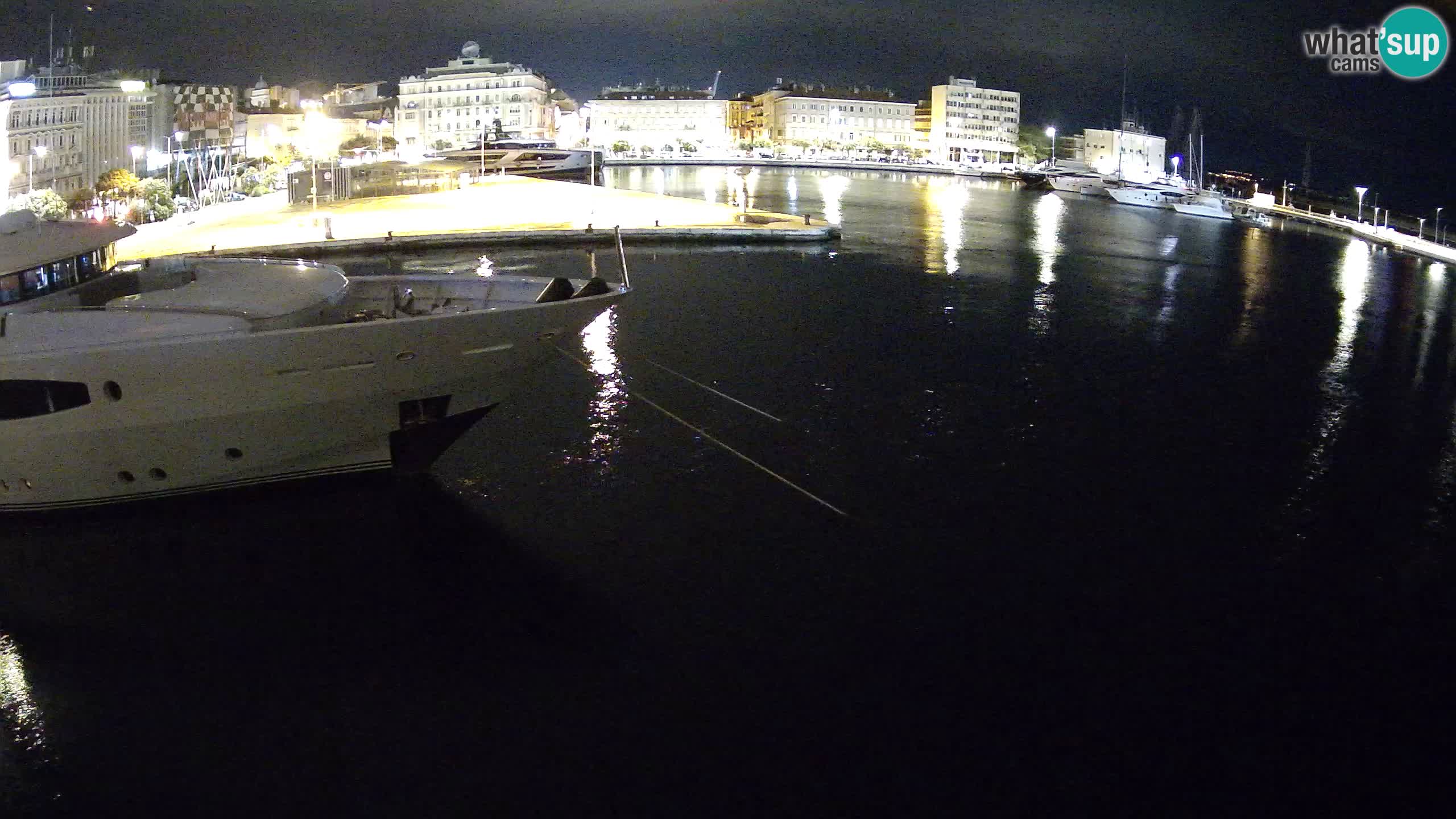 Botel Marina cámara web en vivo Rijeka