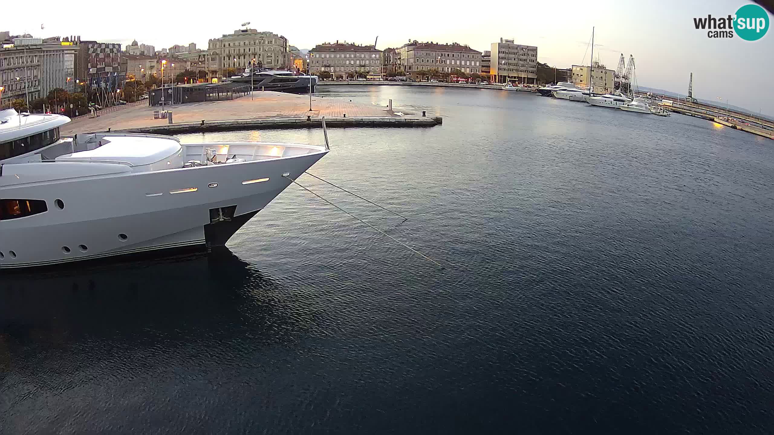 Botel Marina – Rijeka live cam