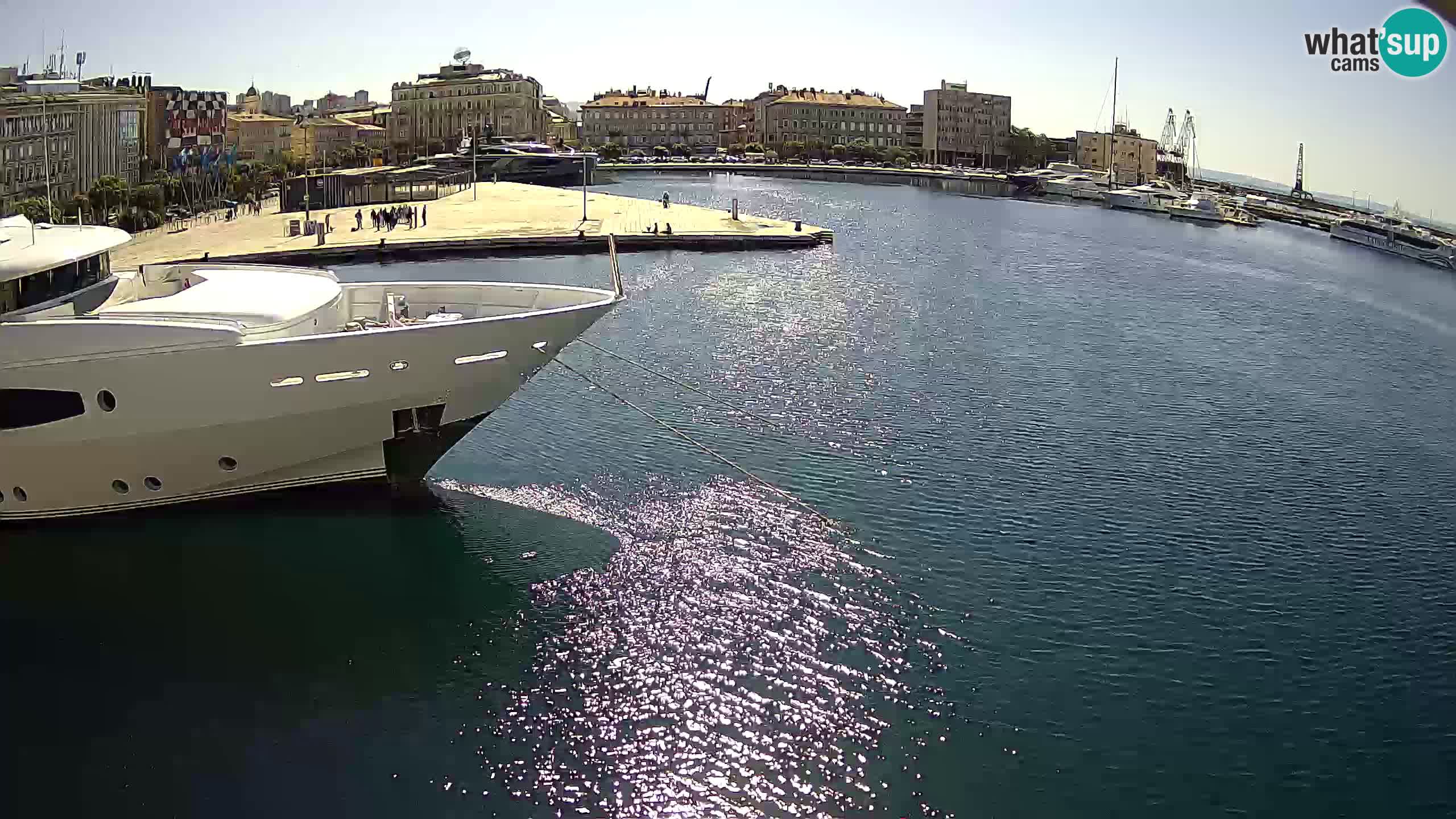 Botel Marina – Rijeka live cam