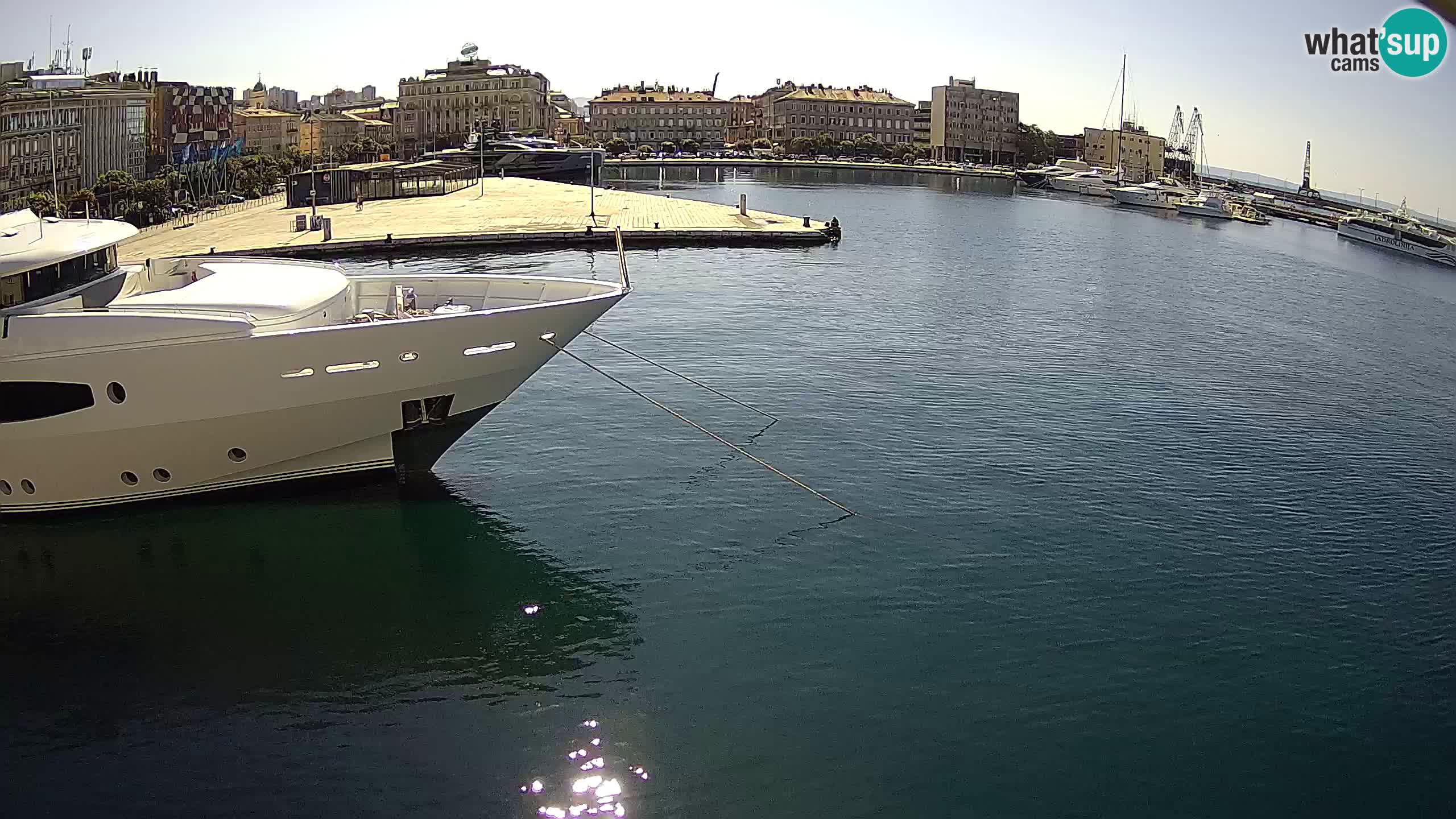 Botel Marina cámara web en vivo Rijeka