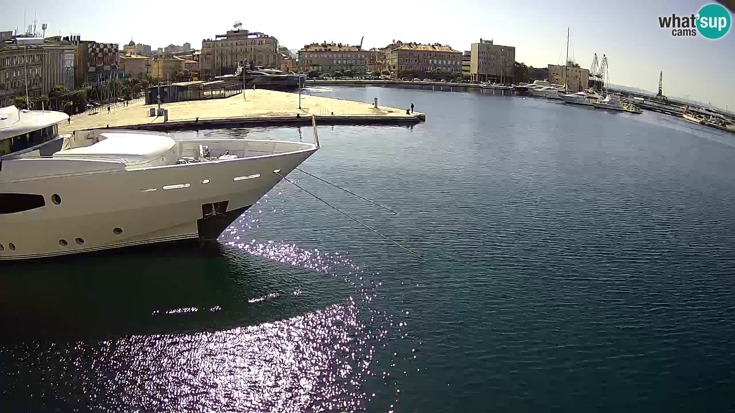 Botel Marina – Rijeka webcam