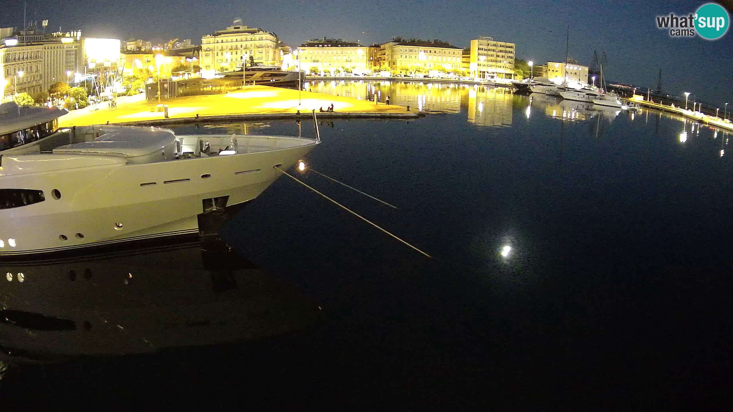Botel Marina – Rijeka webcam