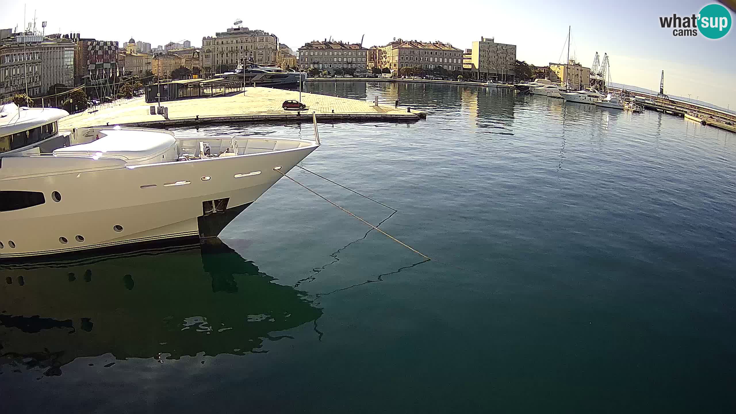 Botel Marina cámara web en vivo Rijeka