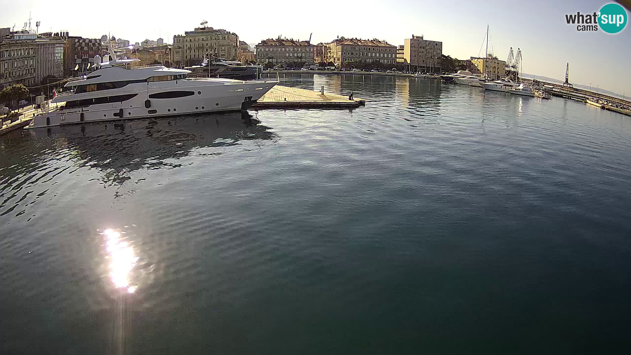 Rijeka – Botel Marina web kamera
