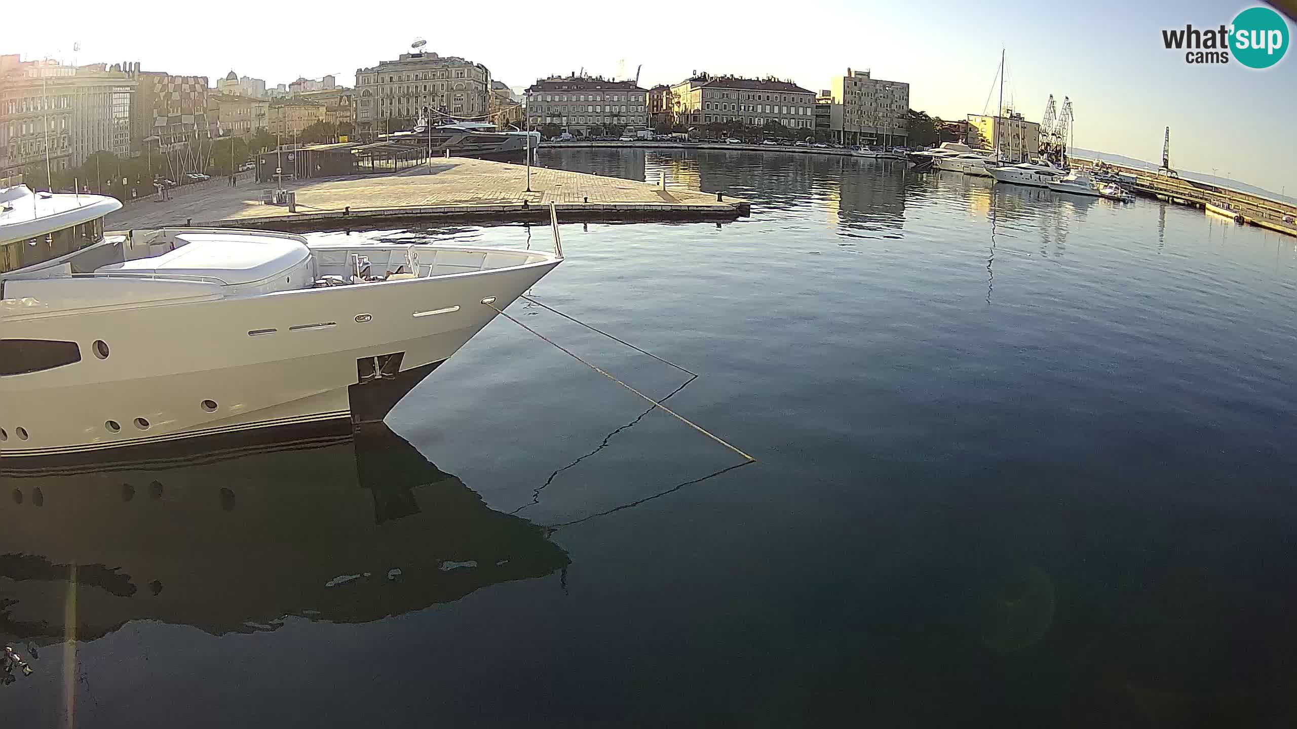 Botel Marina – Rijeka webcam
