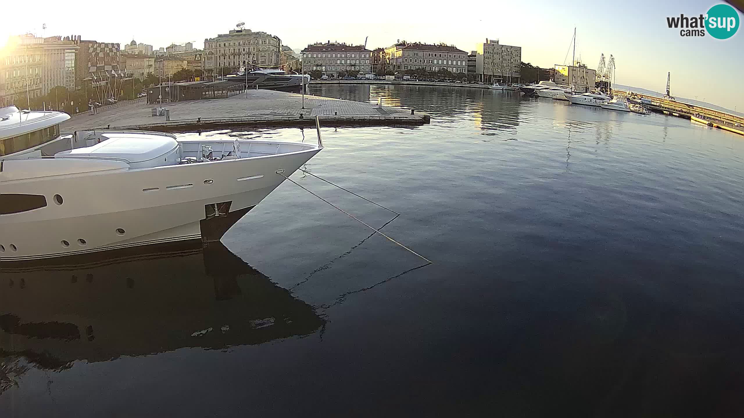 Rijeka – Botel Marina webcam en direct