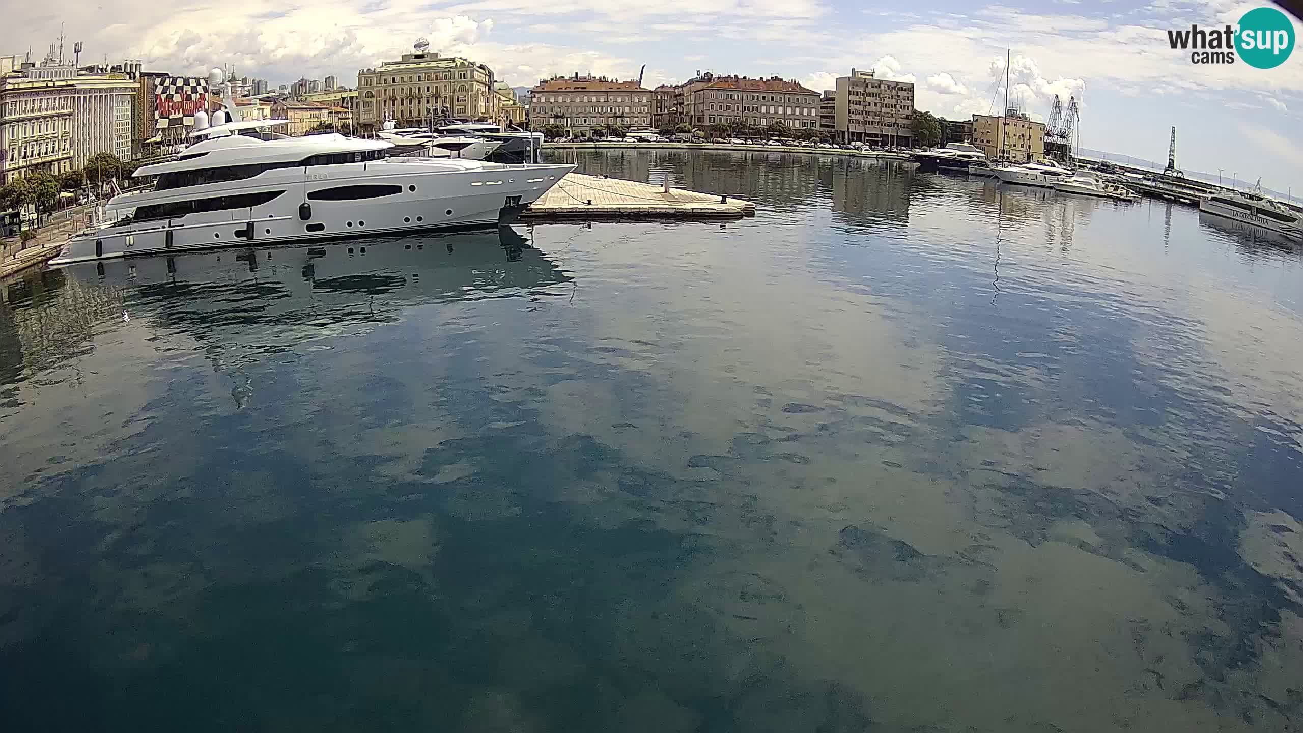 Botel Marina – Rijeka live cam