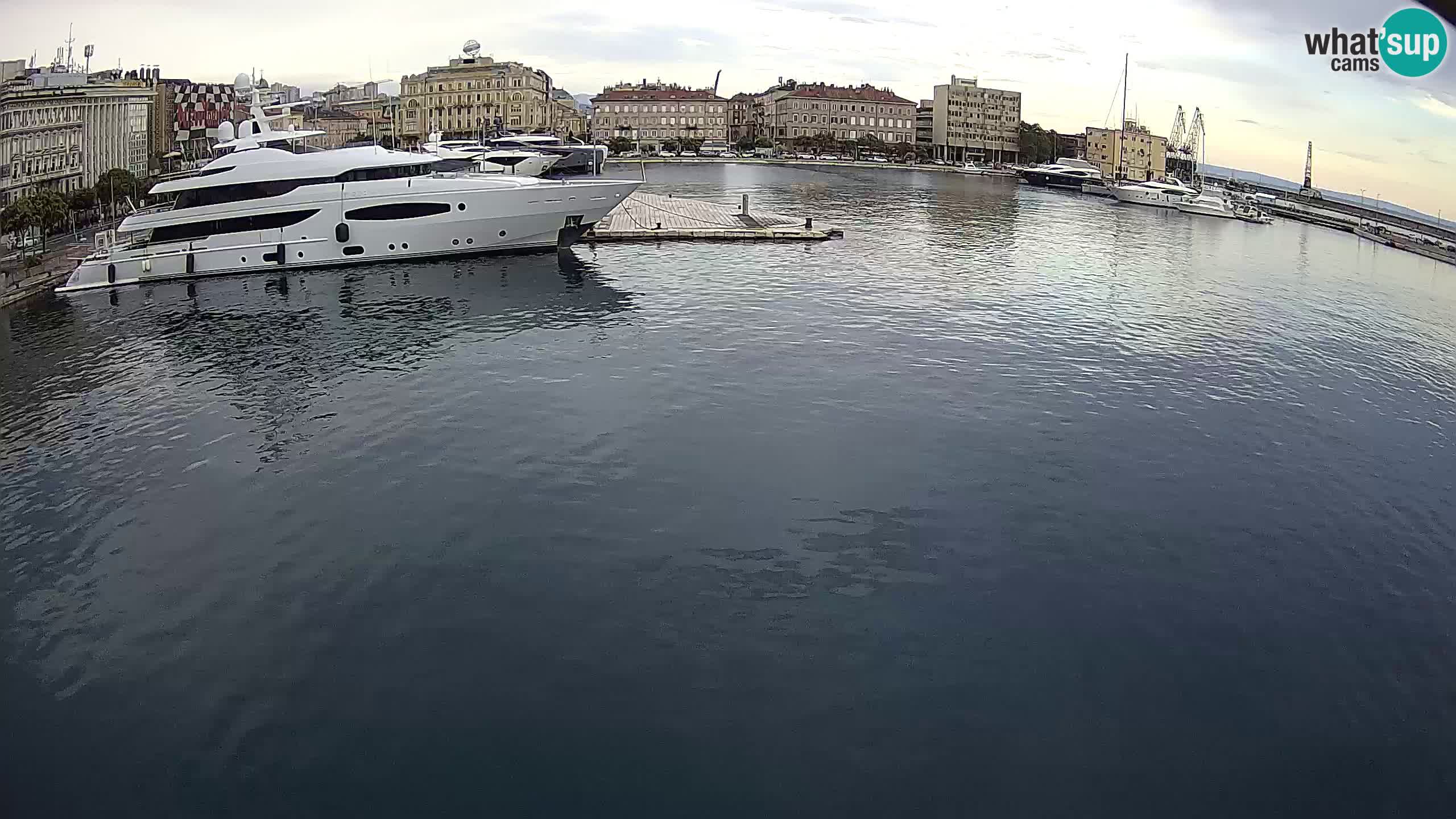 Rijeka – Botel Marina webcam en direct