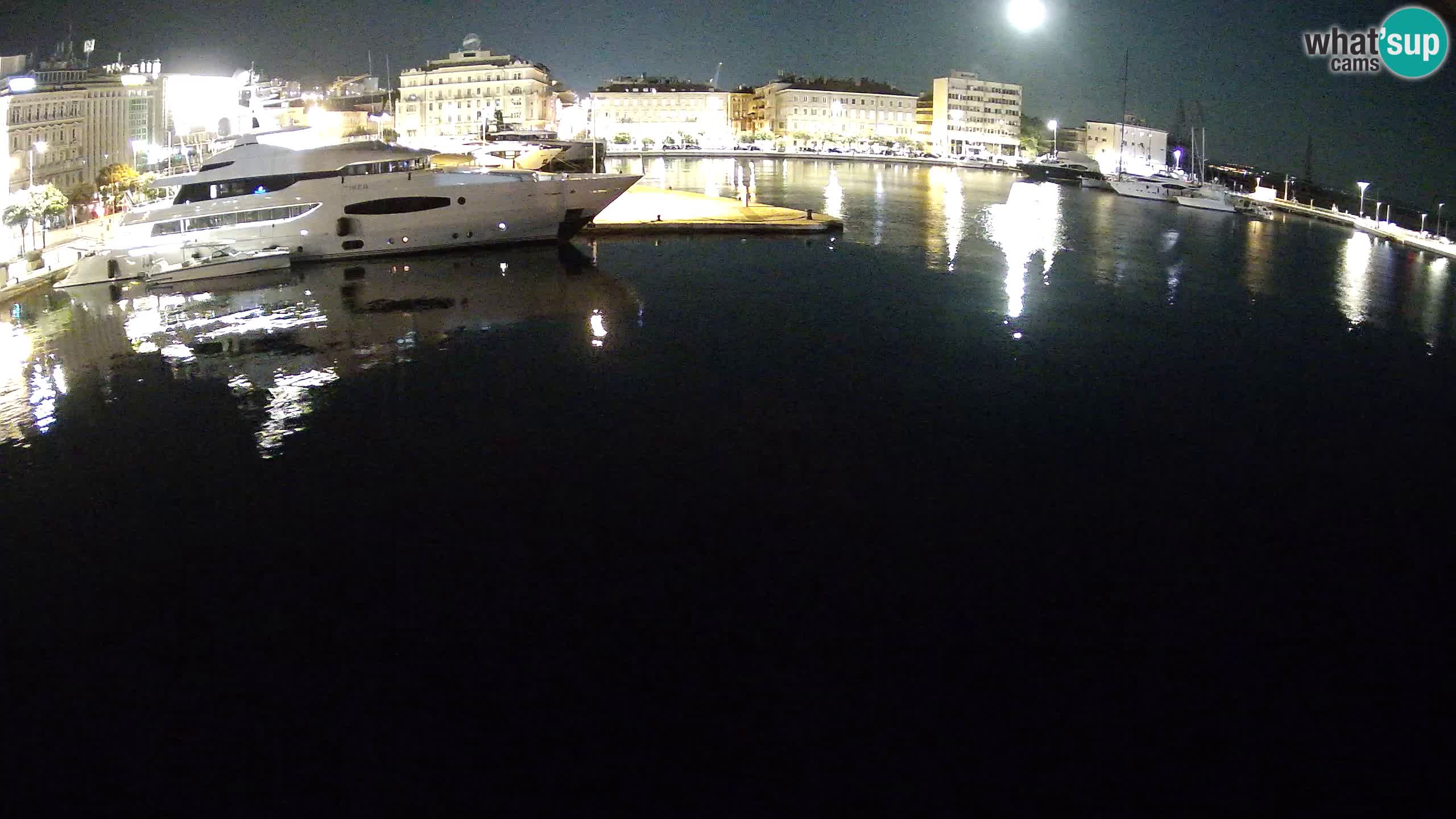 Botel Marina cámara web en vivo Rijeka
