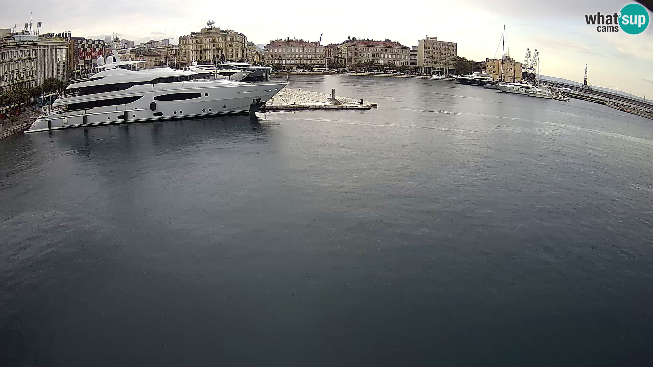 Rijeka – Botel Marina web kamera