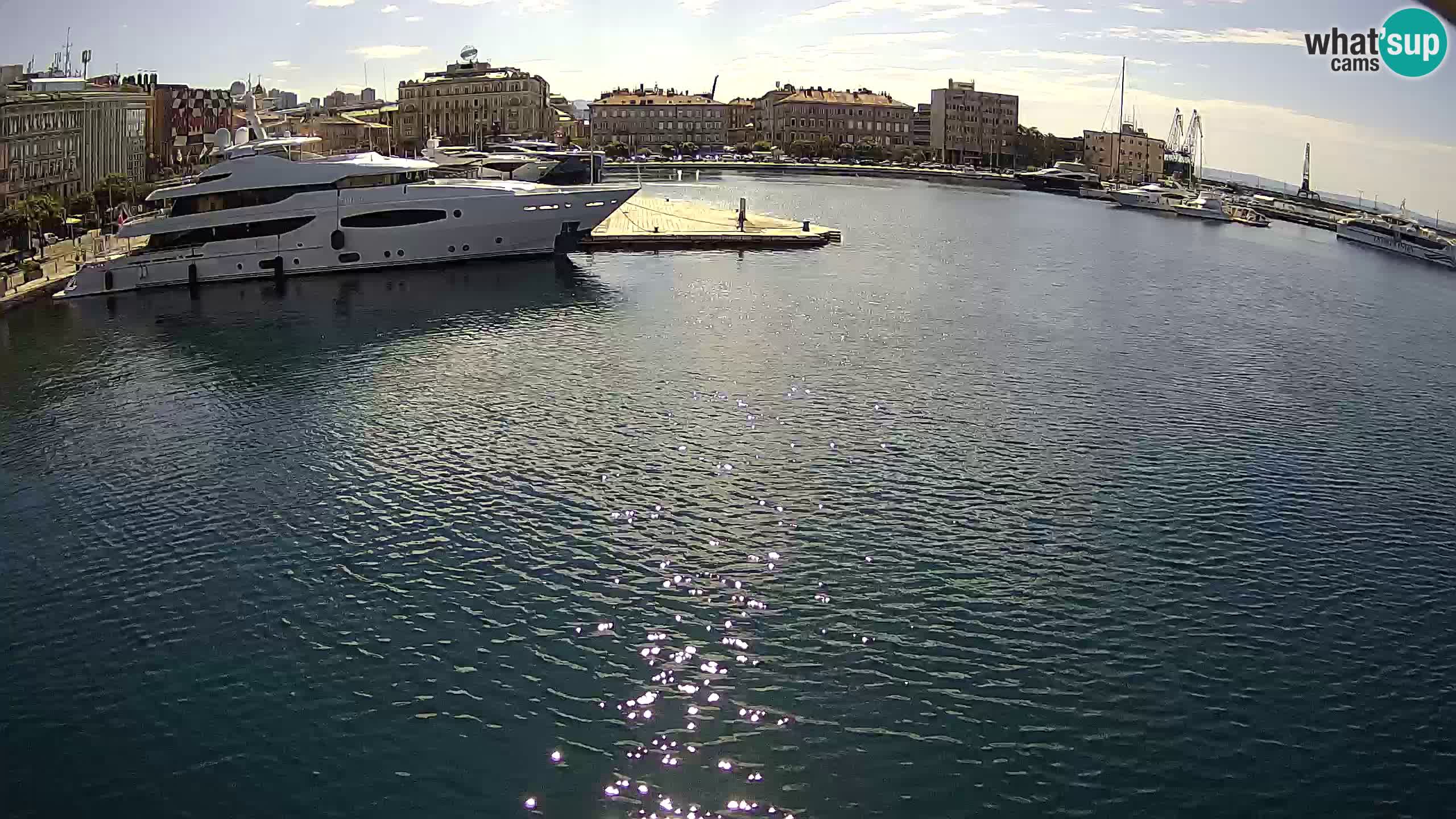 Botel Marina – Rijeka webcam