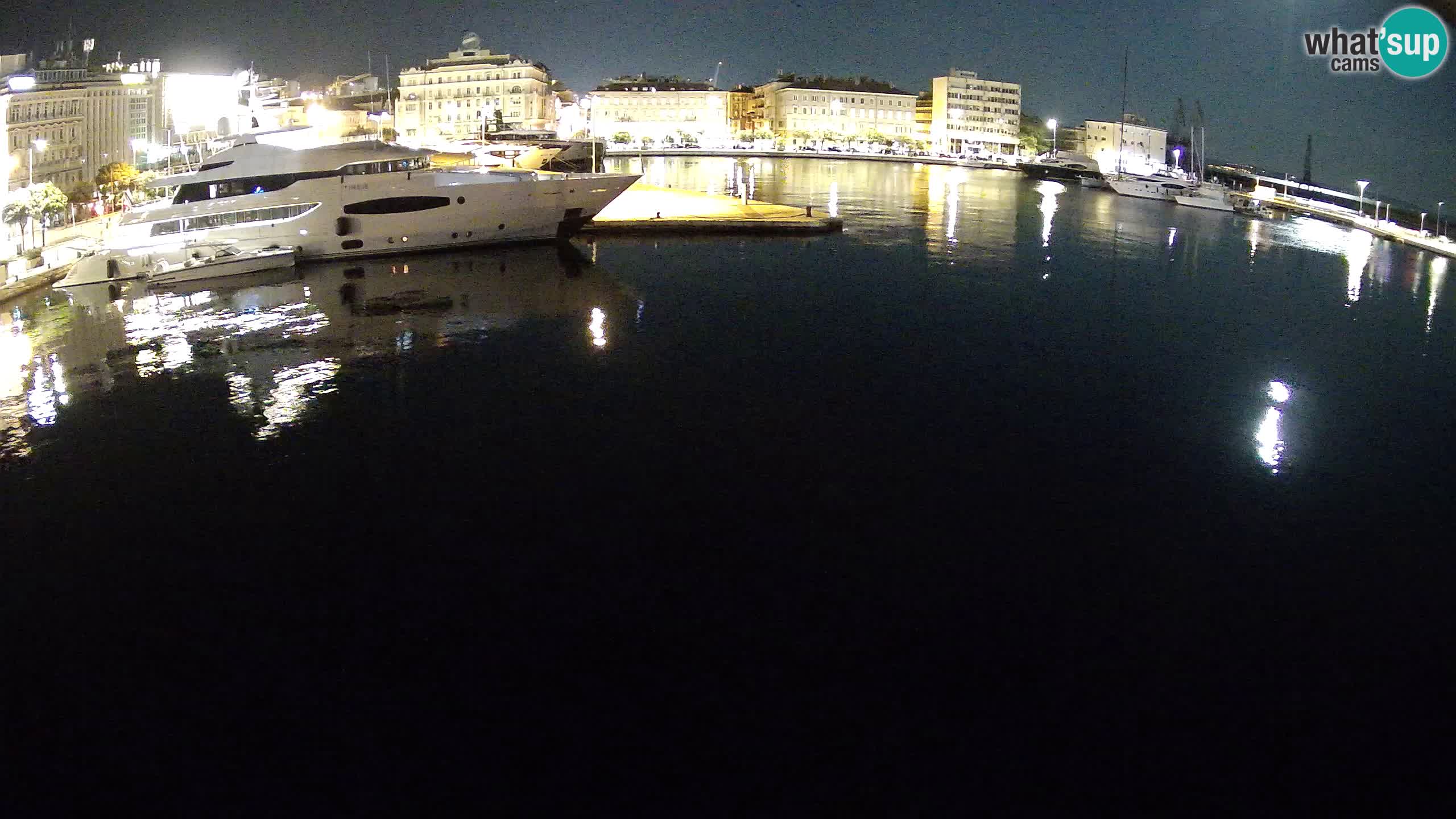 Botel Marina – Rijeka live cam