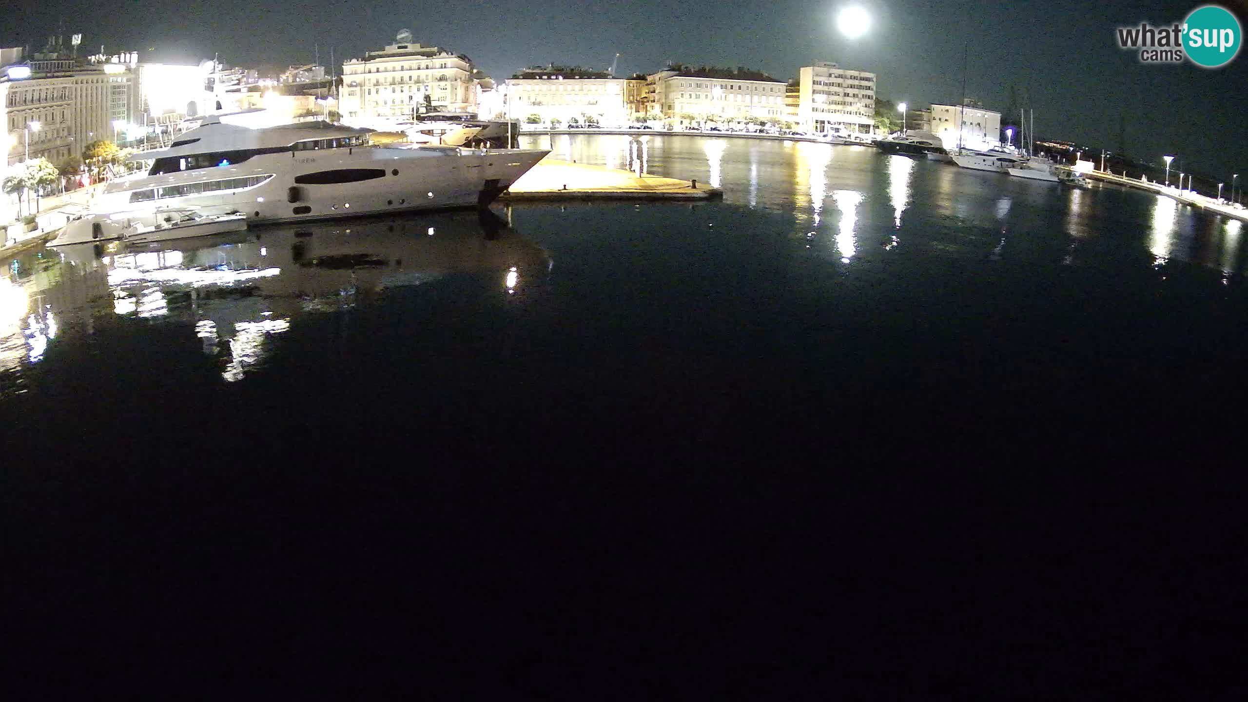 Botel Marina – Rijeka webcam