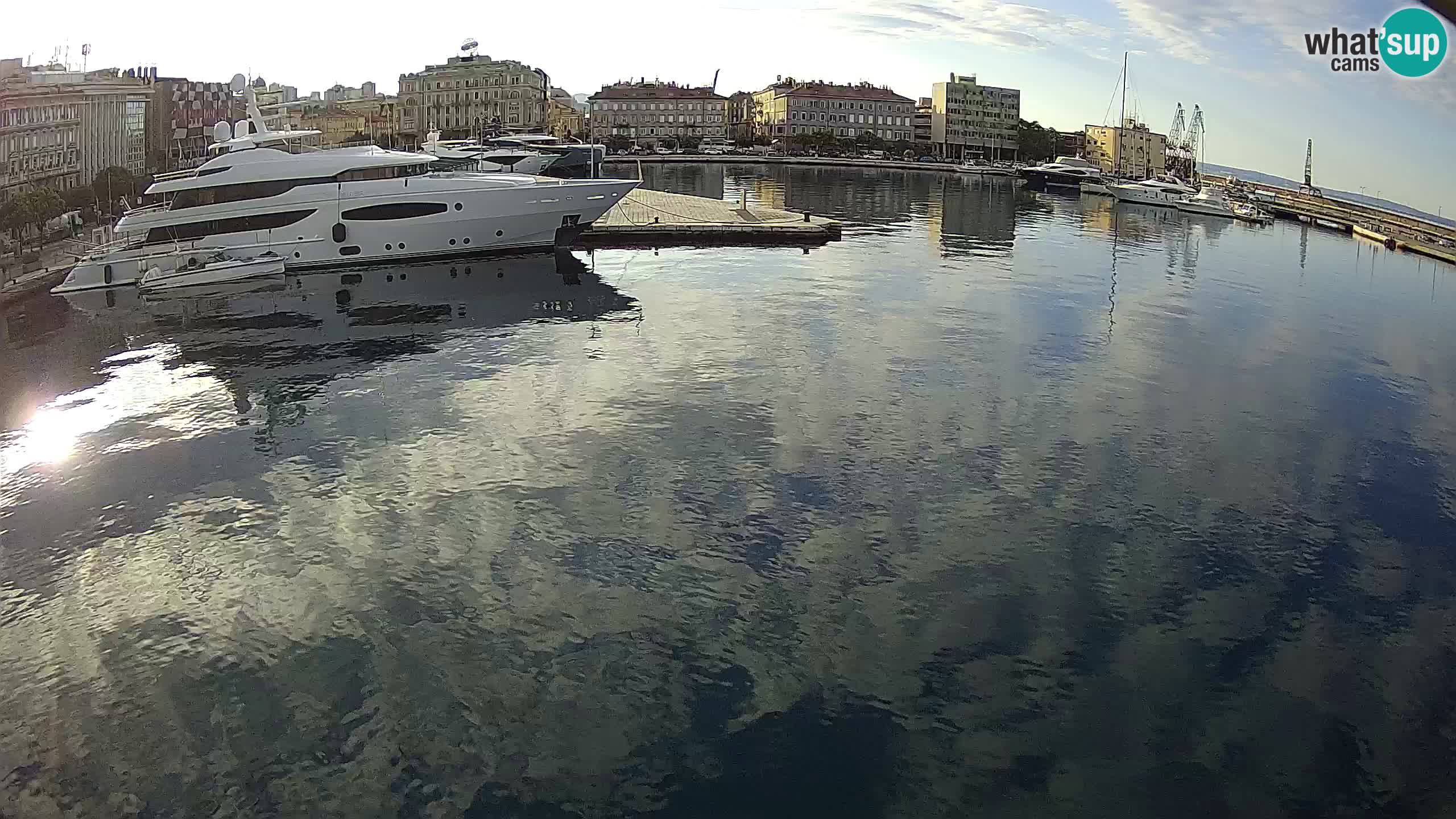 Rijeka – Botel Marina web kamera