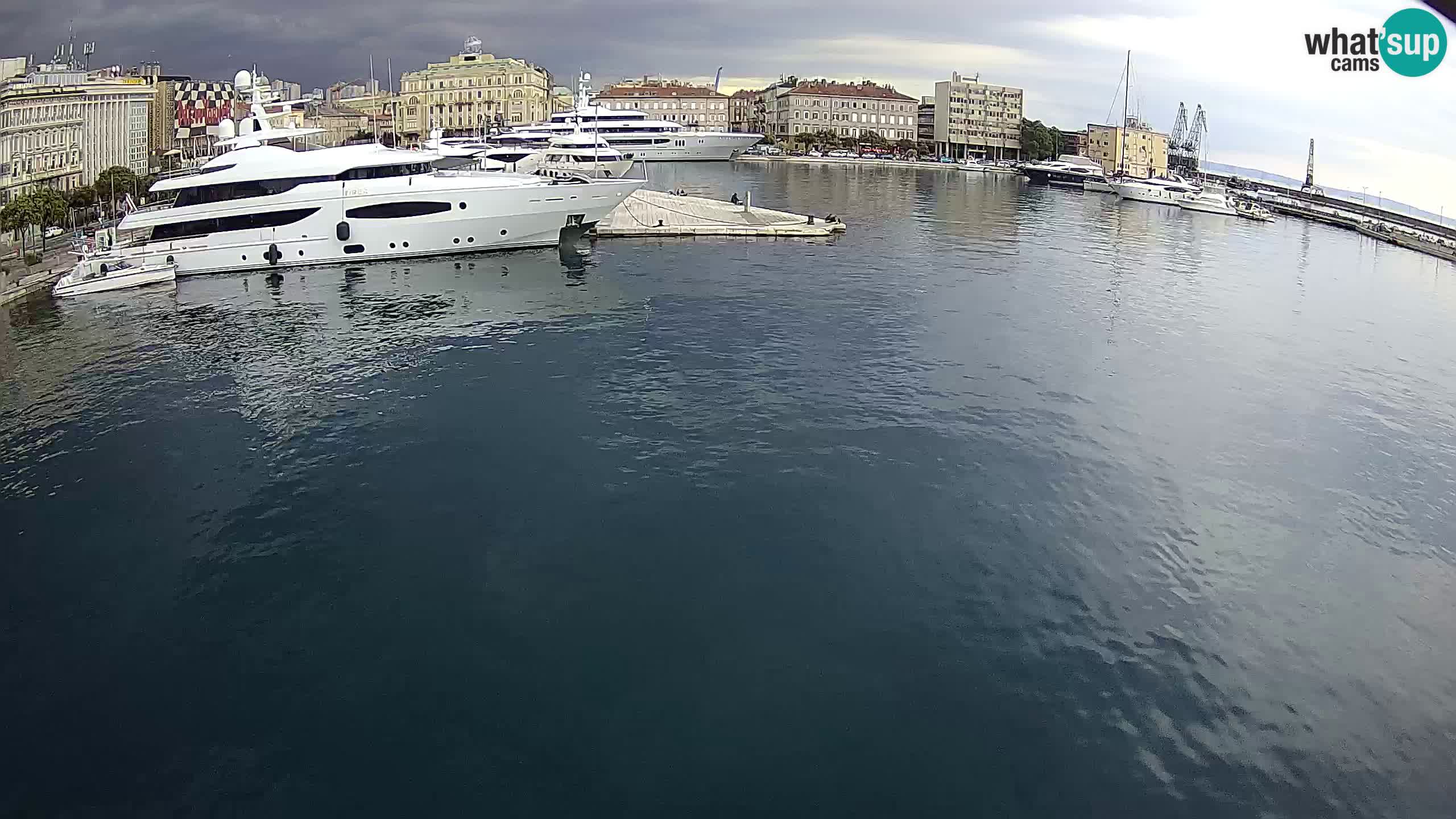 Botel Marina – Rijeka live cam