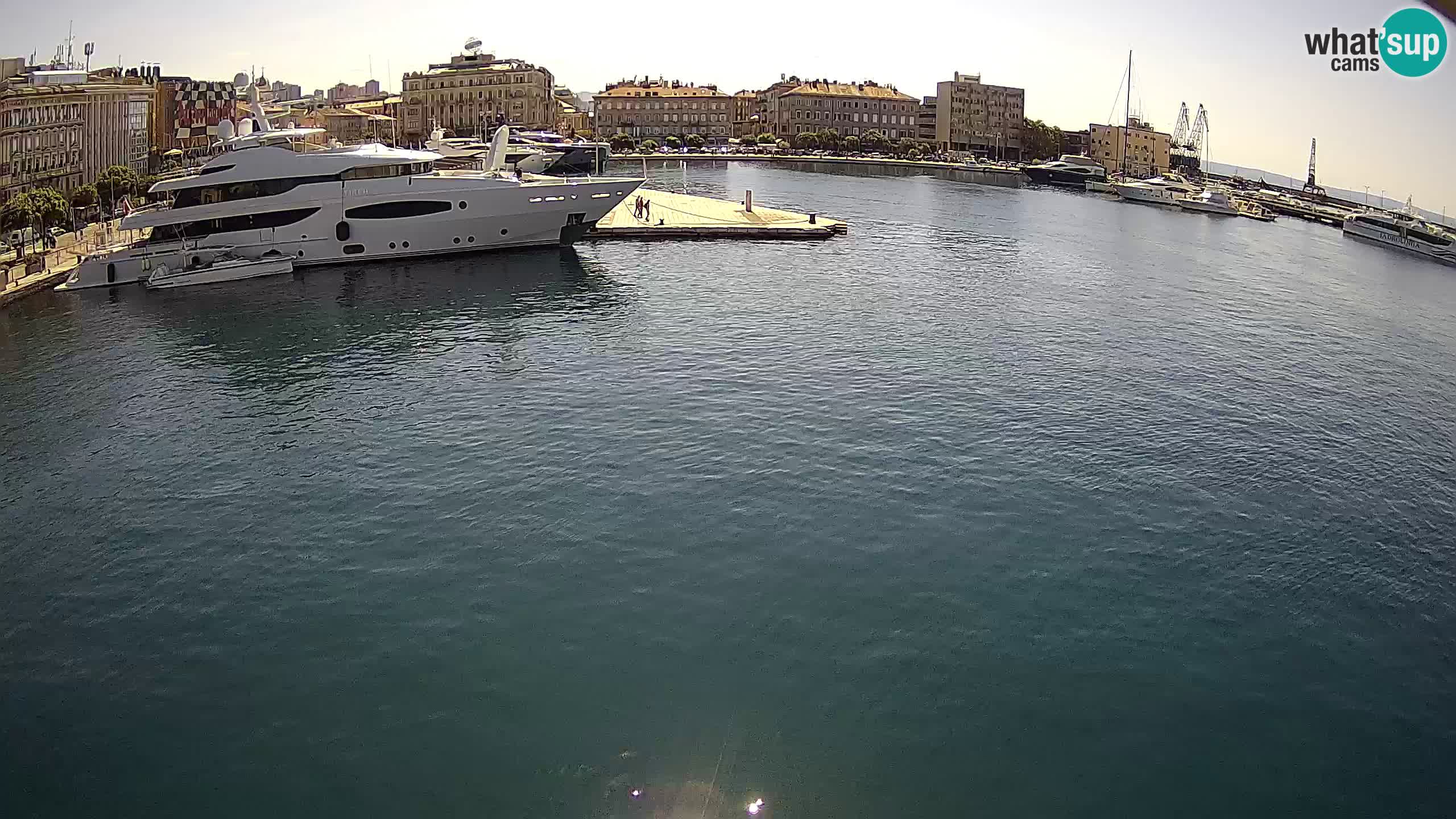 Botel Marina cámara web en vivo Rijeka